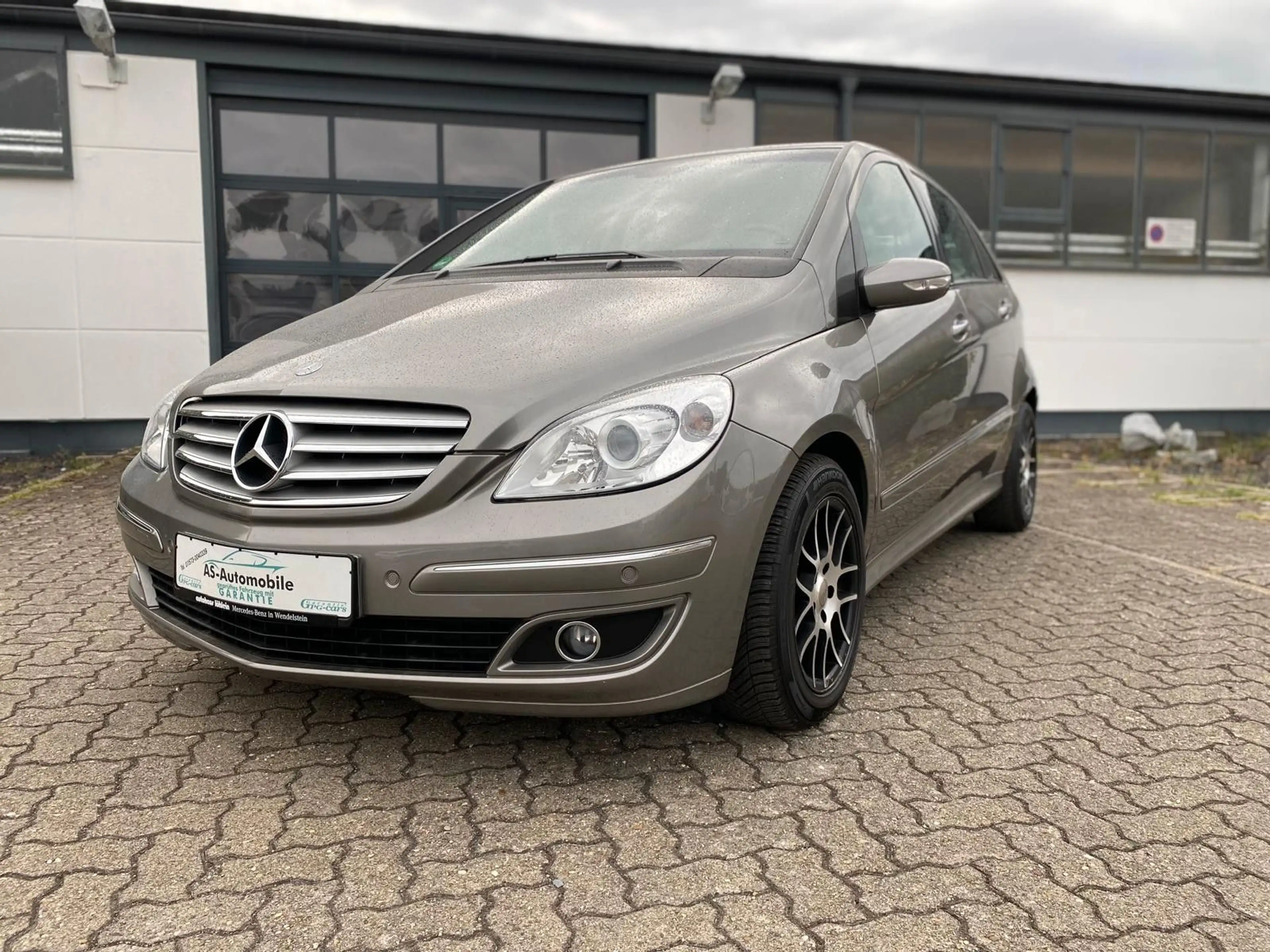 Mercedes-Benz B 200 /1Hand/Auto/Insp/Gar&Tüv Neu — photo 3