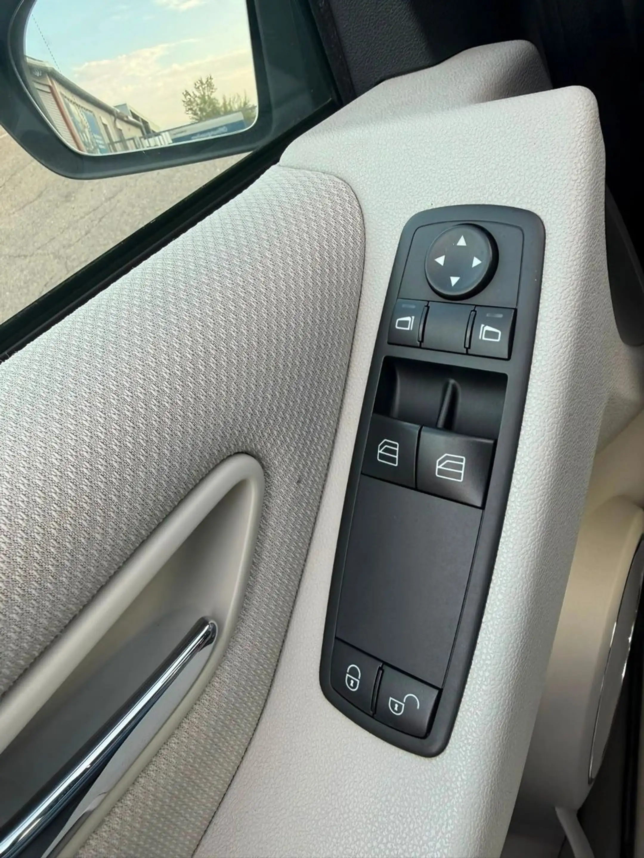 Mercedes-Benz B 200 /1Hand/Auto/Insp/Gar&Tüv Neu — photo 10