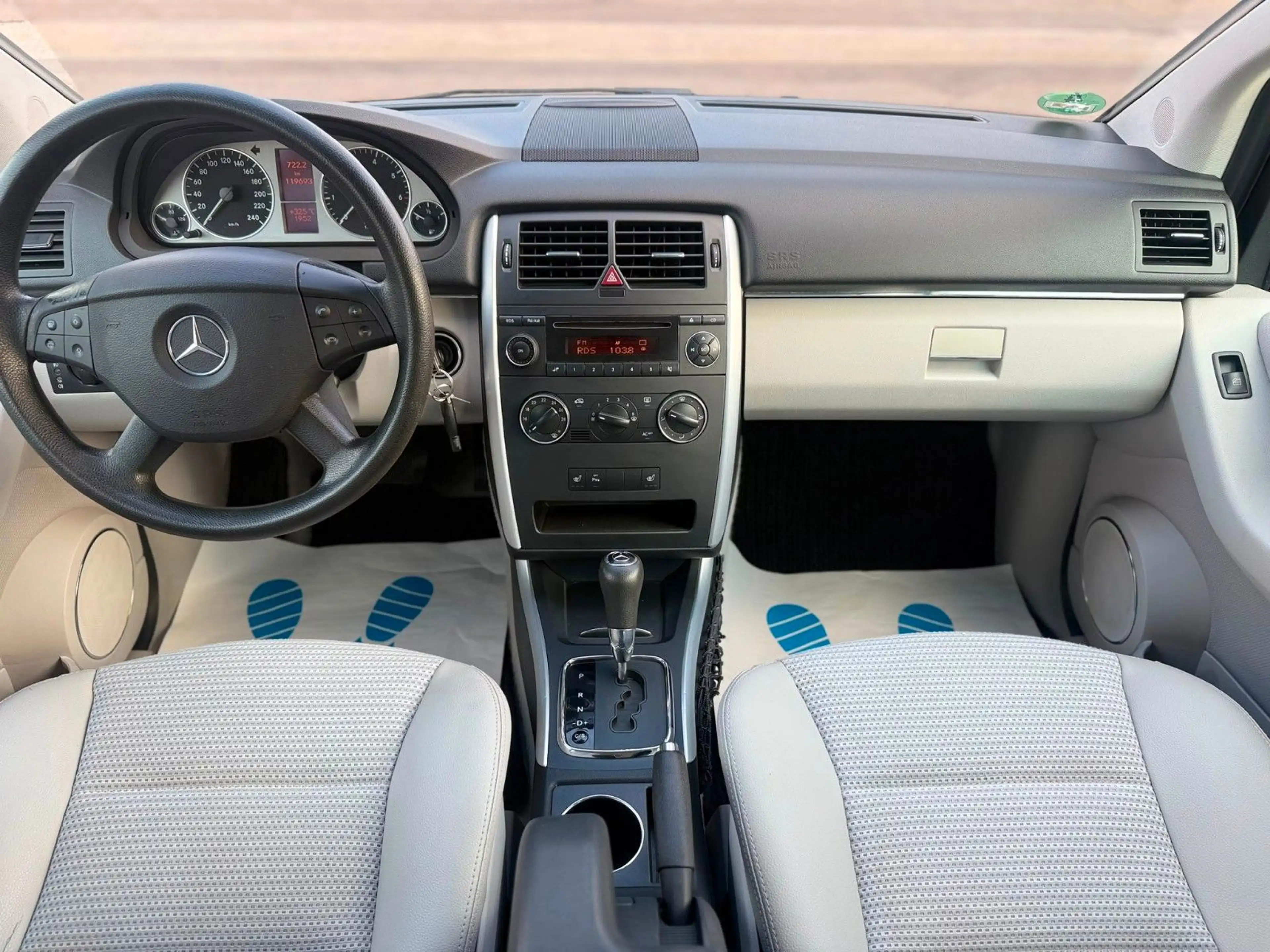 Mercedes-Benz B 200 /1Hand/Auto/Insp/Gar&Tüv Neu — photo 8