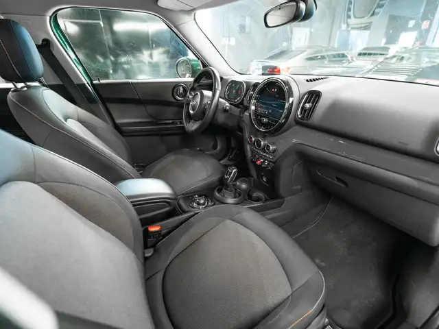 Mini Cooper Cooper view 19