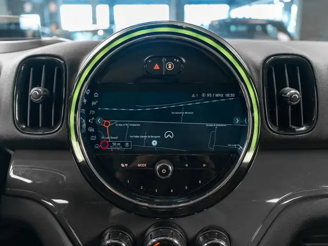 Mini Cooper Cooper view 15