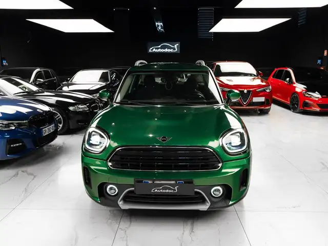 Mini Cooper Cooper view 2