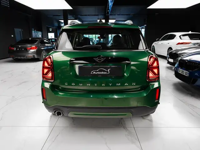 Mini Cooper Cooper view 5