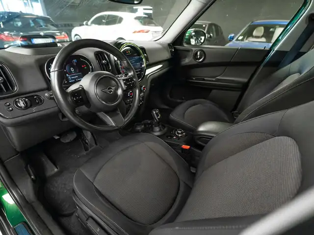 Mini Cooper Cooper view 10