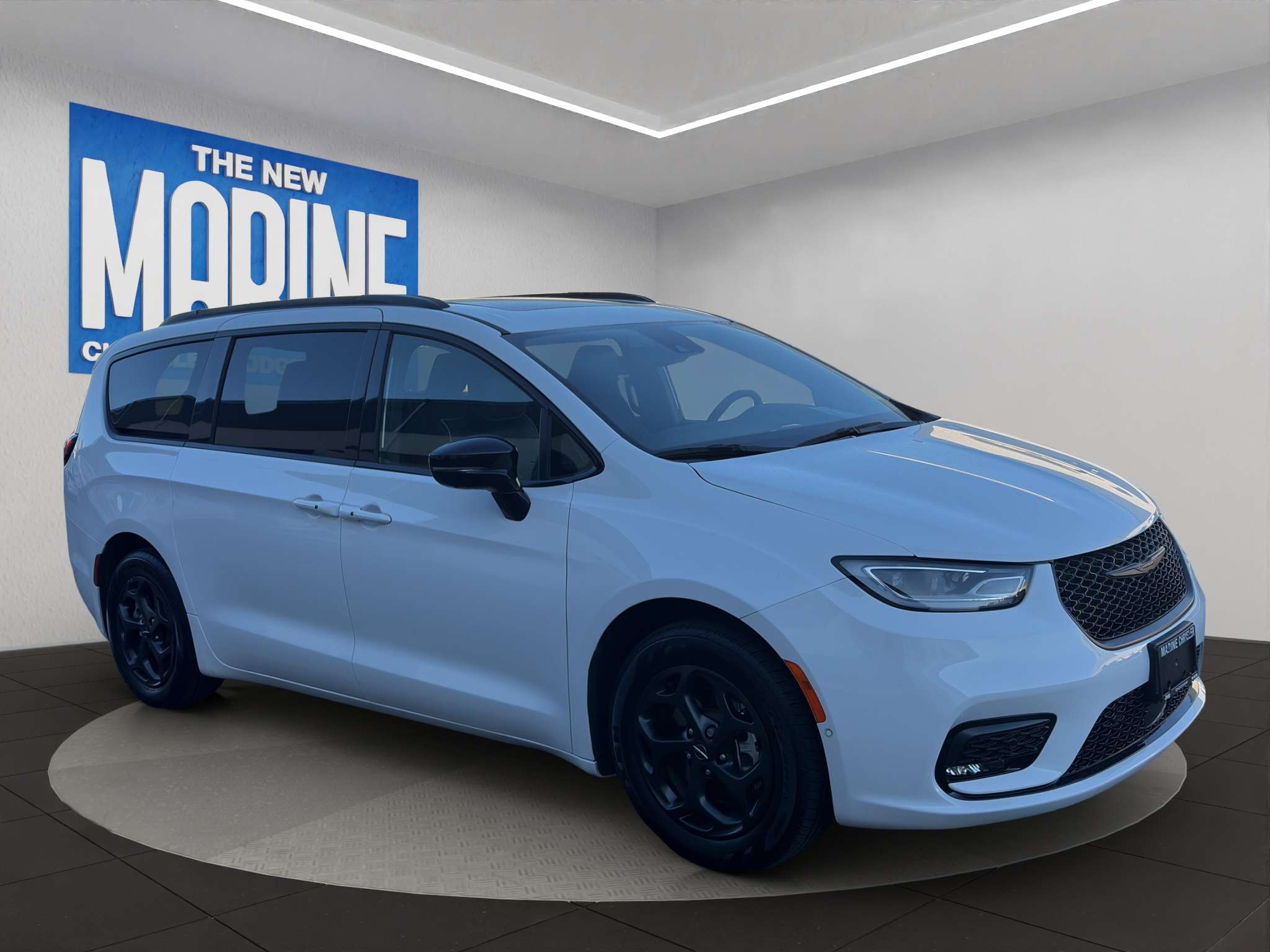 2024 Chrysler Pacifica Hybrid Premium S Appearance FWD   