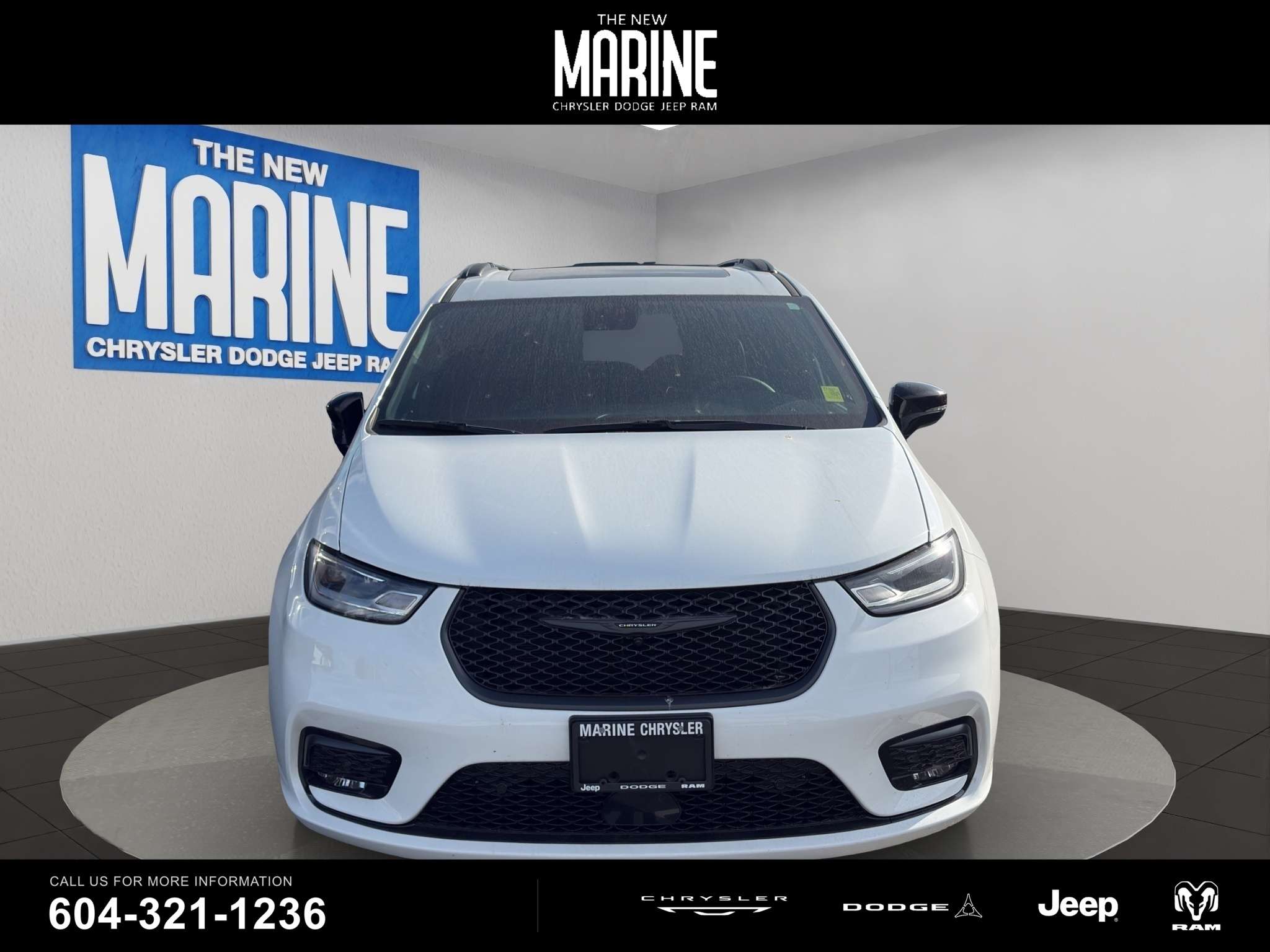  2024 Chrysler Pacifica Hybrid Premium S Appearance FWD   