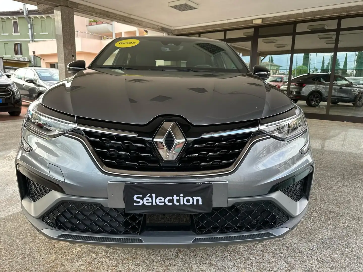 Renault Arkana Hybrid E-TECH 145CV R.S.Line HEV , AUTOMATICA Gris - 2
