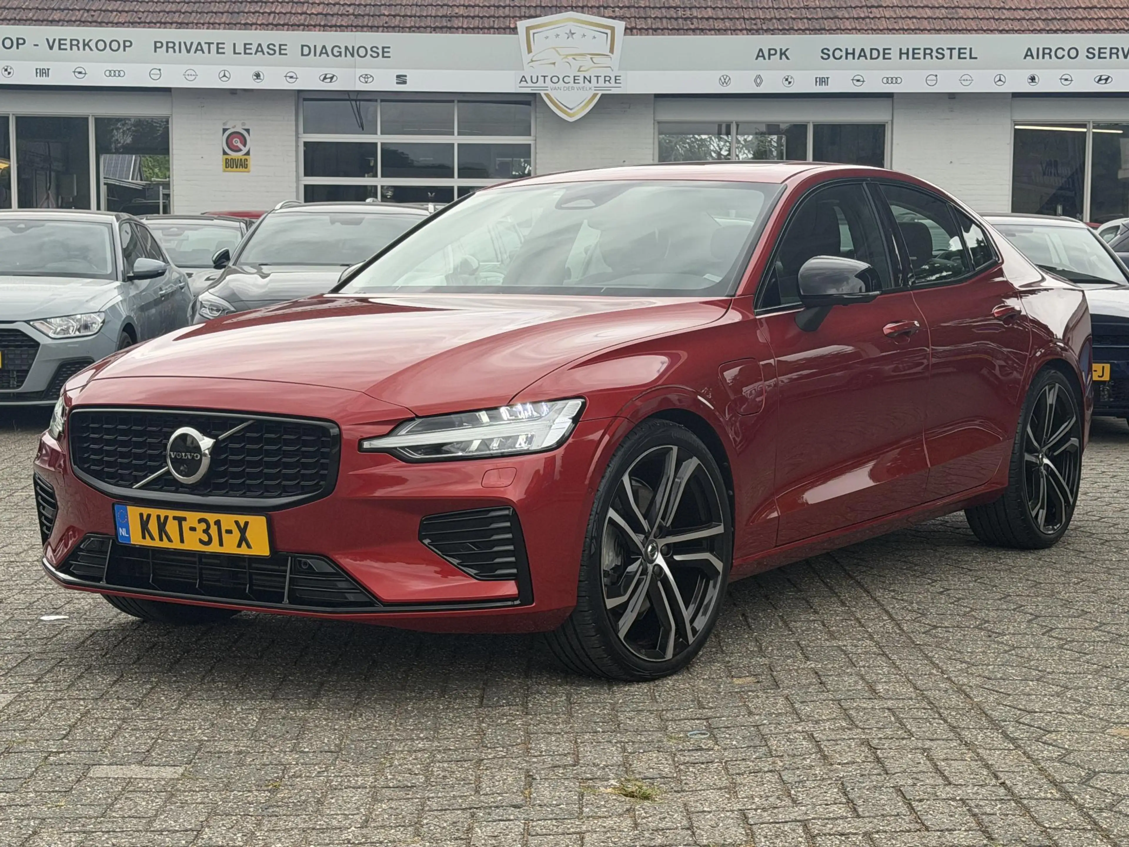 Volvo S60 2.0 Recharge T8 AWD Ultimate Bright PANO | 21" Vel — photo 6