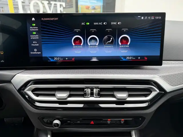 BMW 3 Series view 7