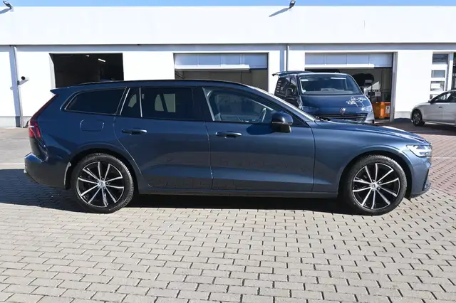 Volvo V60 view 6