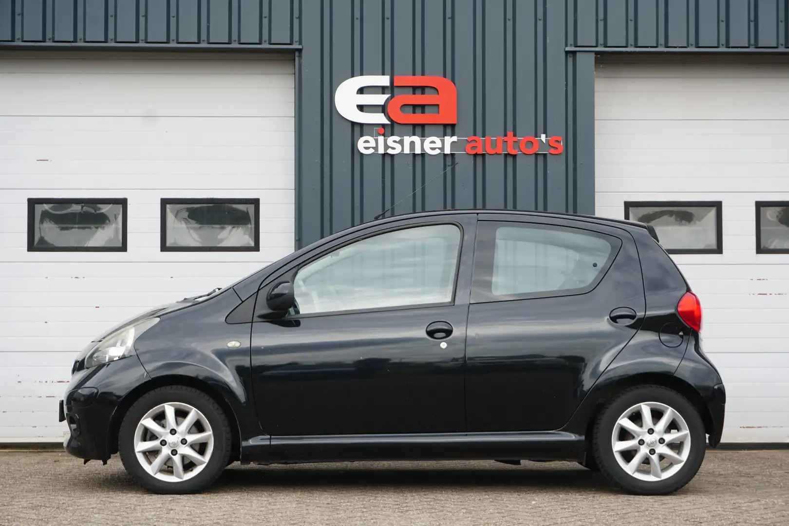 Toyota Aygo 1.0-12V Sport | AIRCO | 5-DEURS | CV | NAP | Schwarz - 2