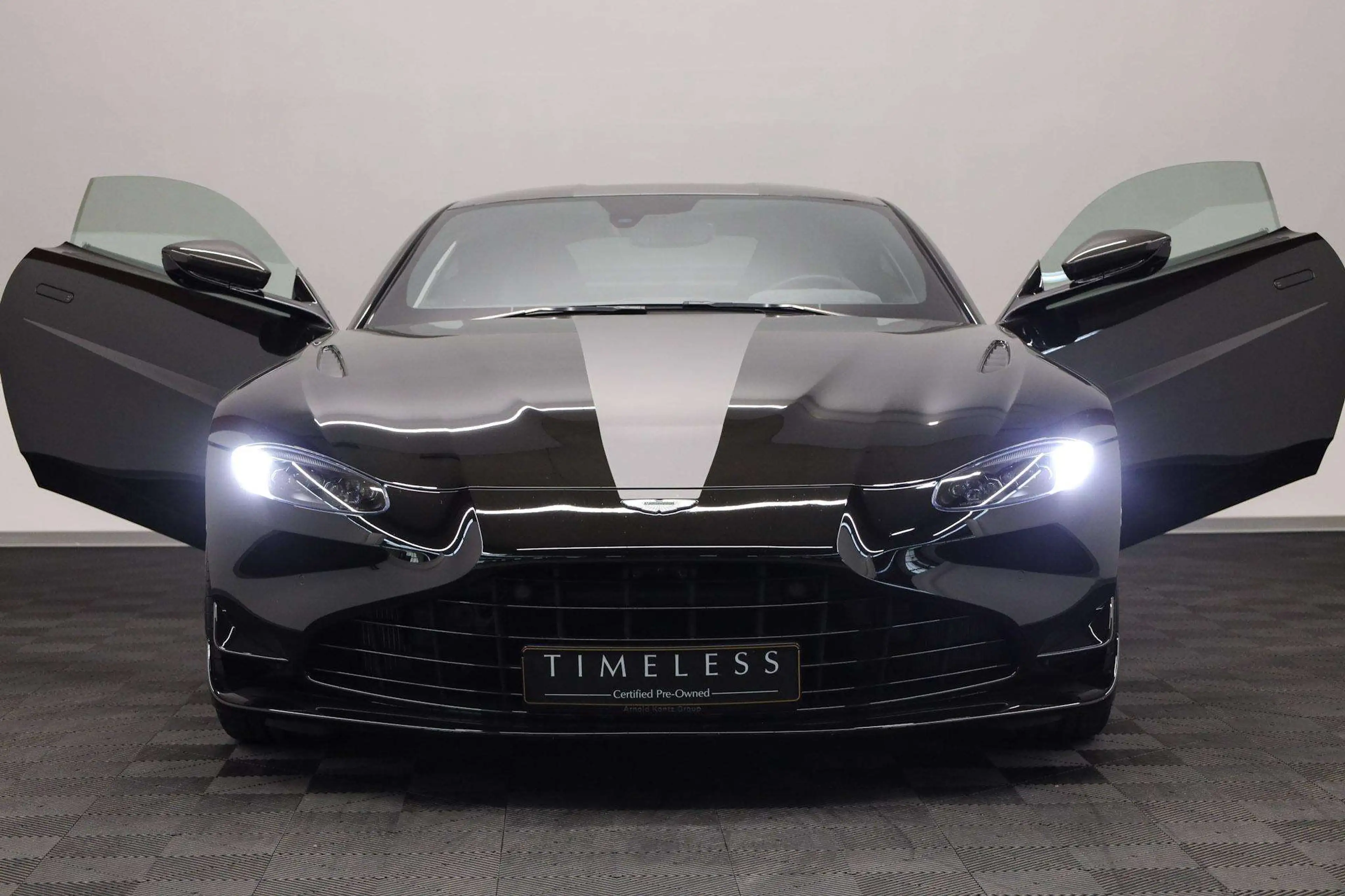 Aston Martin Vantage F1 Edition — photo 3