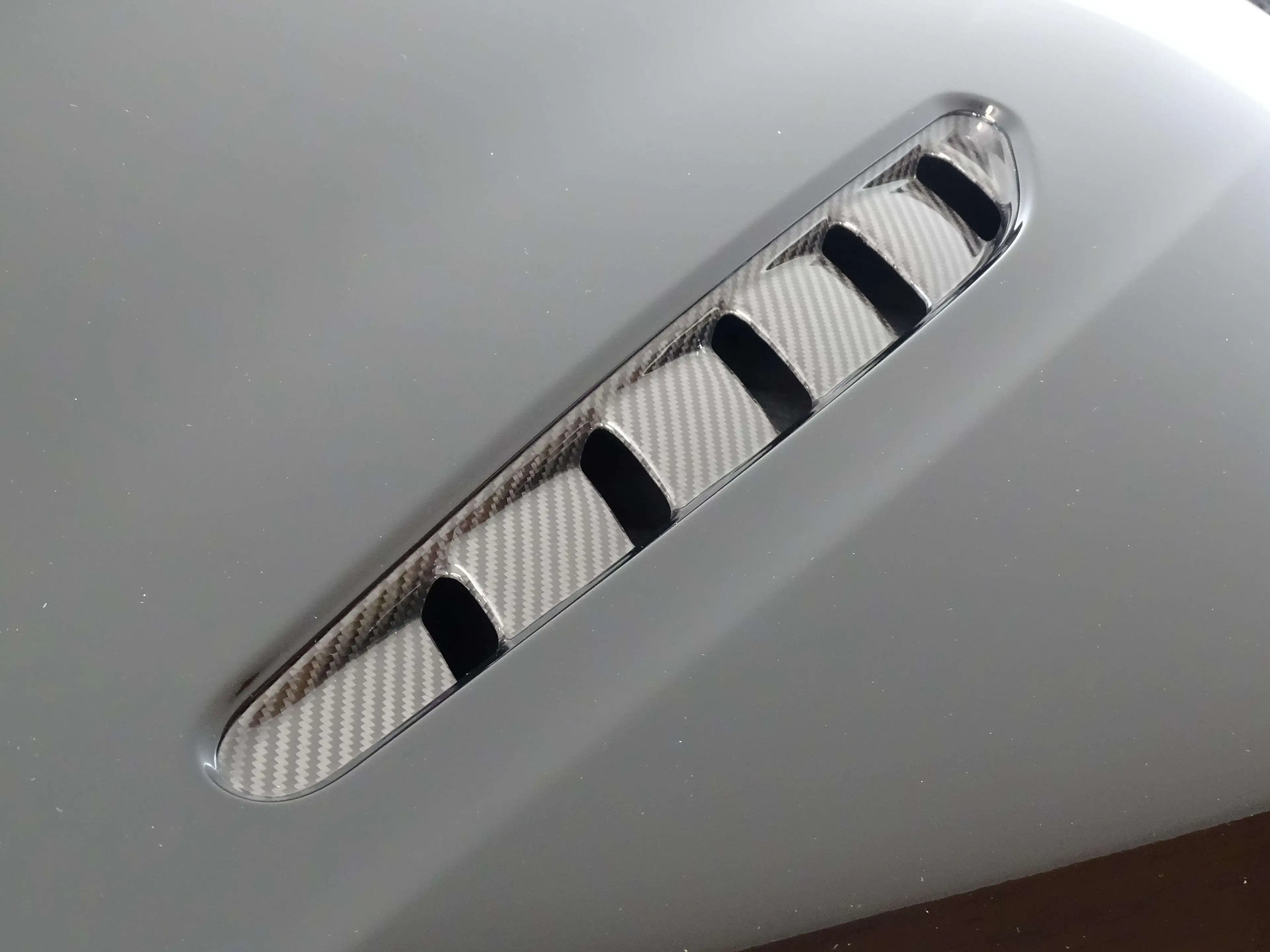 Aston Martin Vantage F1 Edition — photo 8