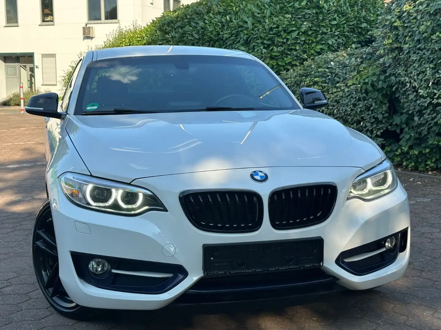 BMW 220 i*M-SPORTPAKET*HARMAN-KARDON*124-TKM* White - 2