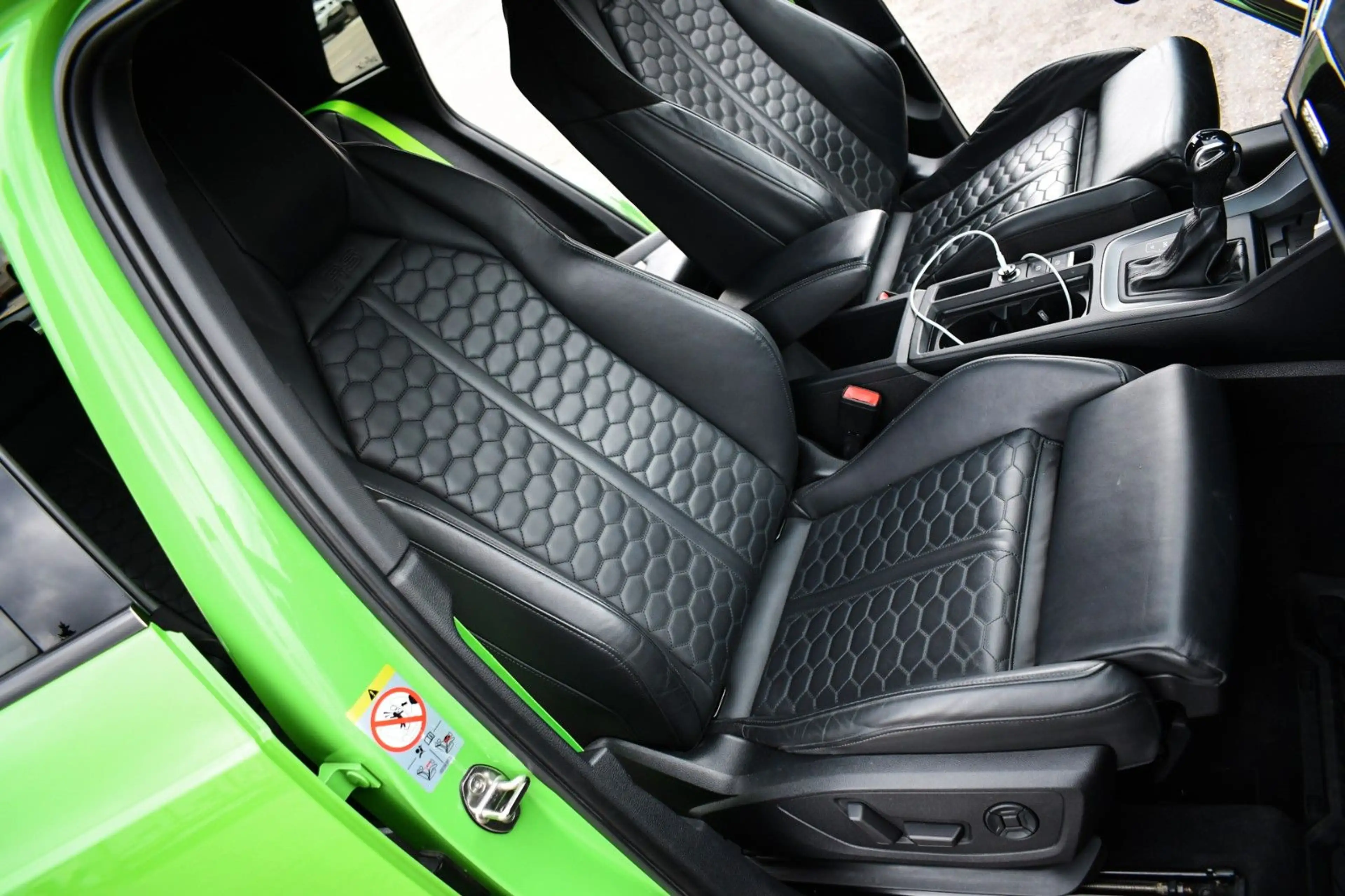 Audi RS Q3 2.5 TFSI quattro B&O/CARBON/3xKLIMA/KEY/KAM — photo 7