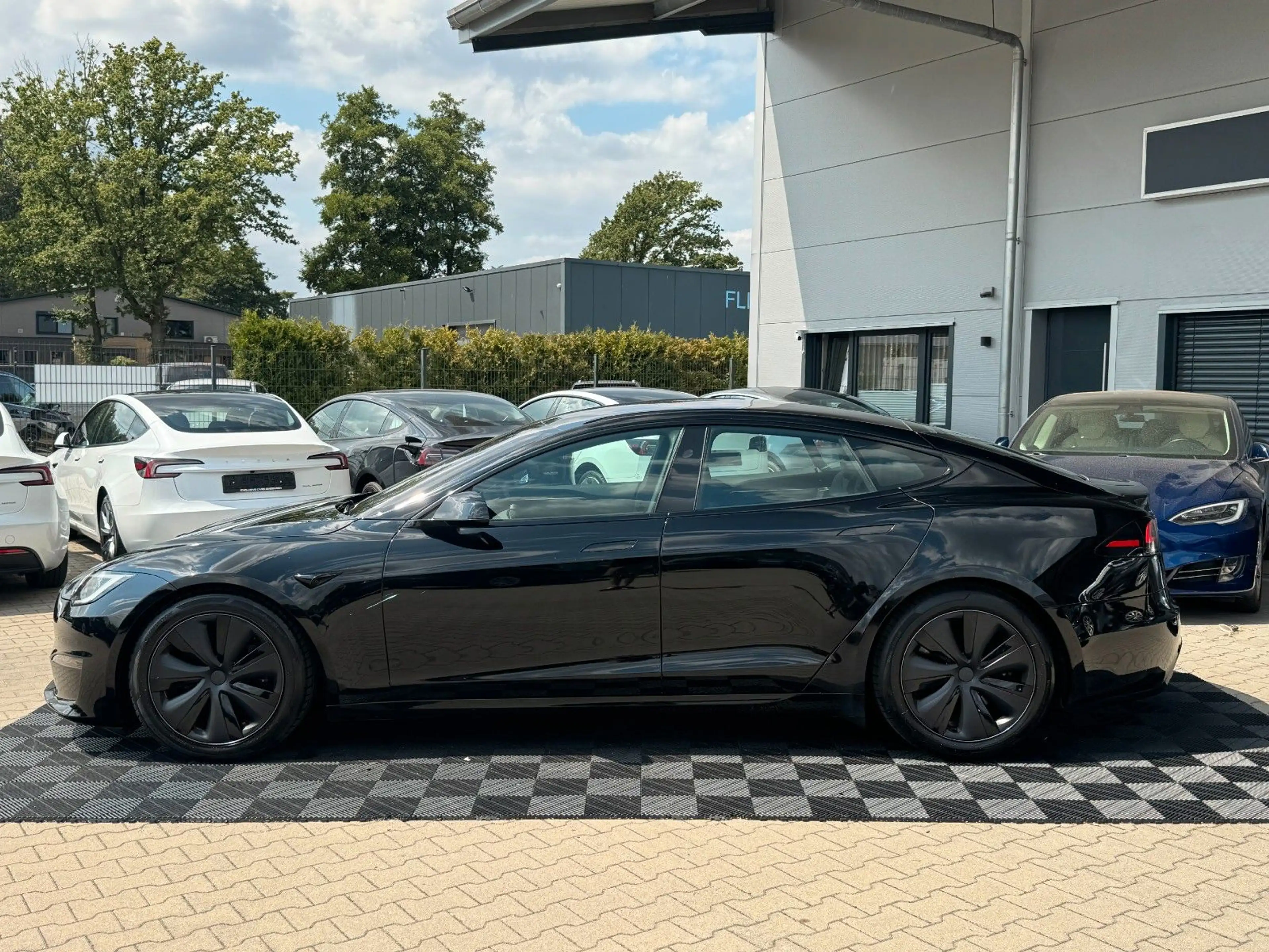 Tesla Model S MODEL S PALLADIUM | MATRIX | HARDWARE 4 — photo 5