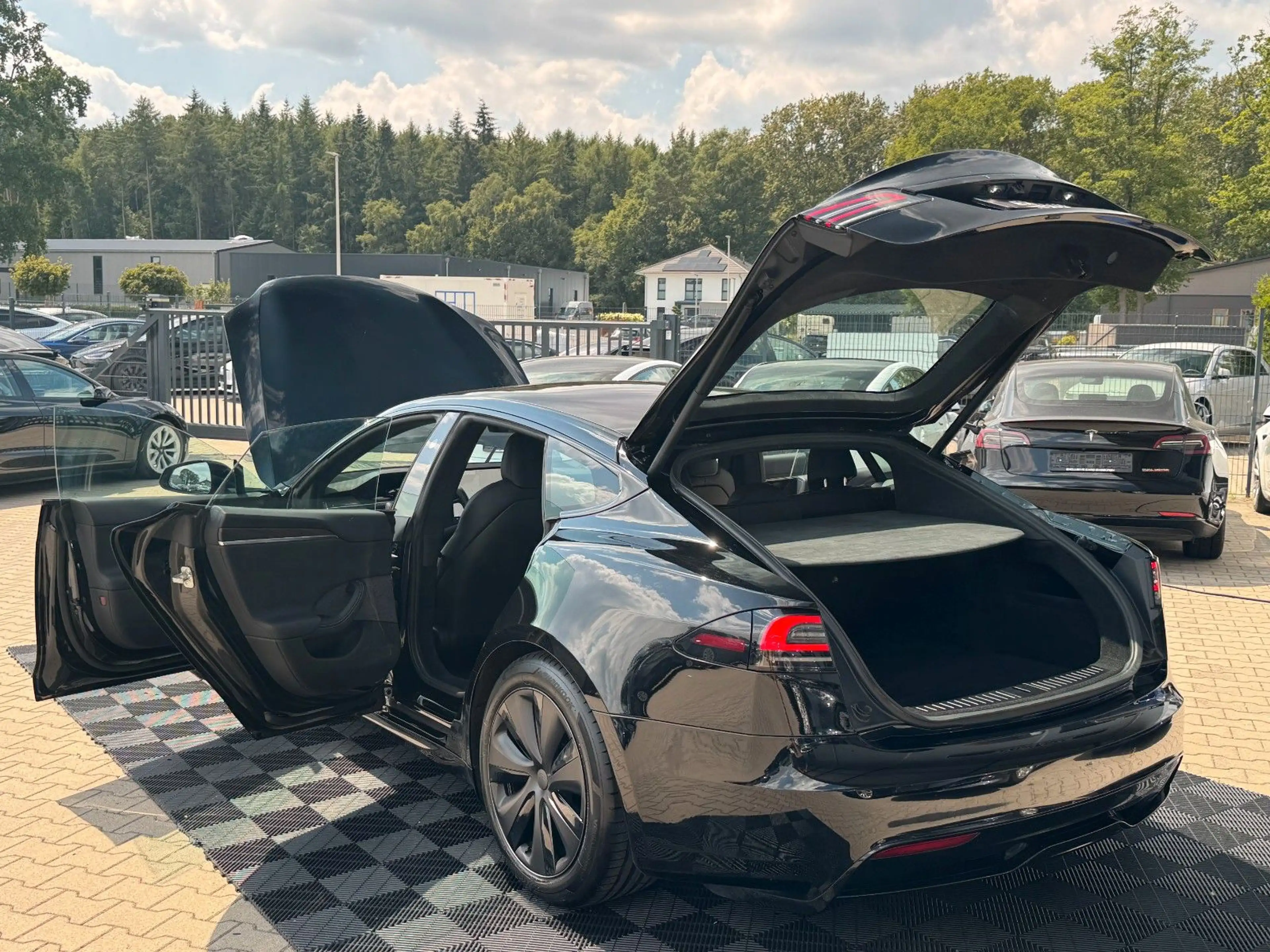 Tesla Model S MODEL S PALLADIUM | MATRIX | HARDWARE 4 — photo 8