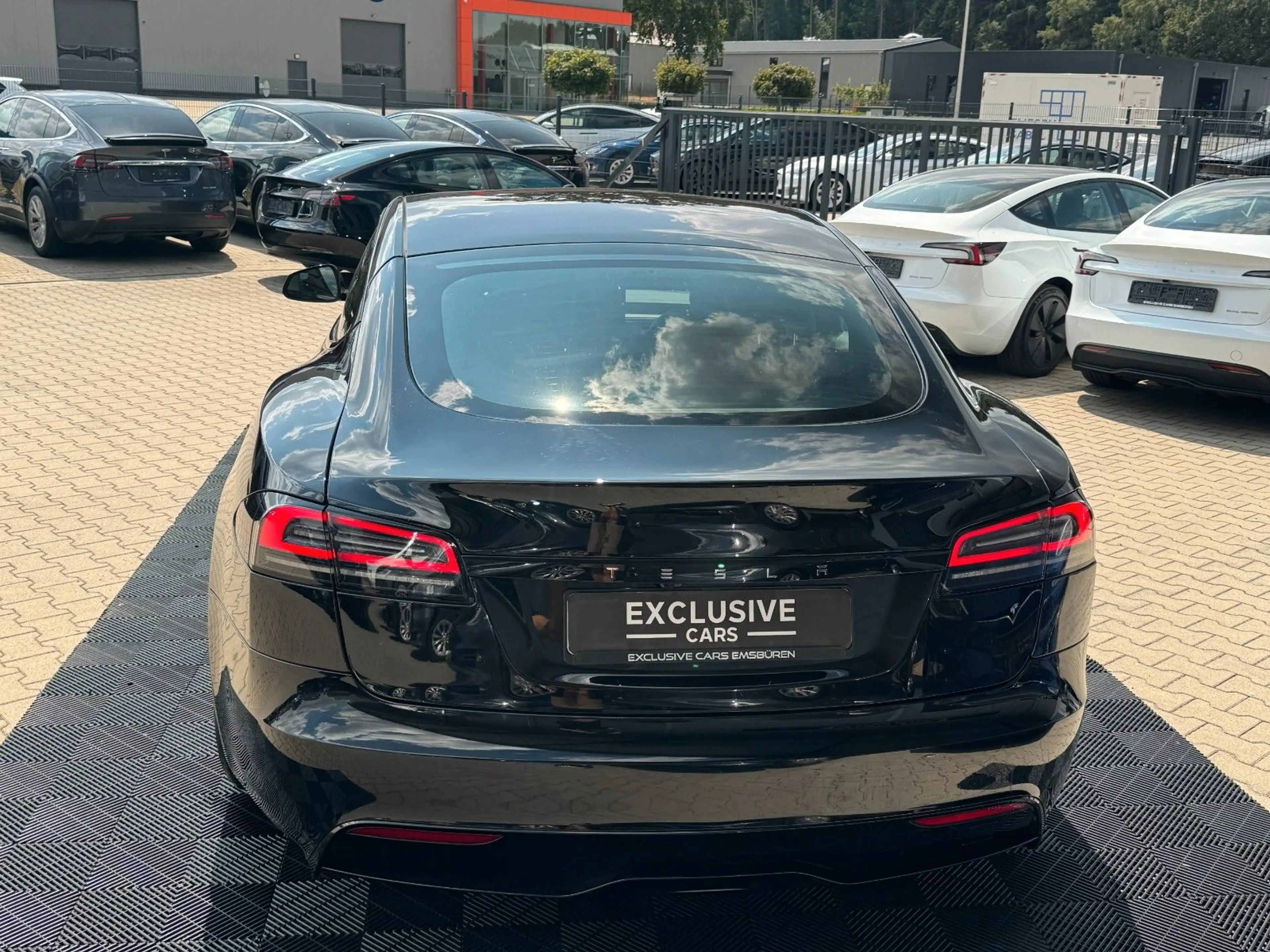 Tesla Model S MODEL S PALLADIUM | MATRIX | HARDWARE 4 — photo 9