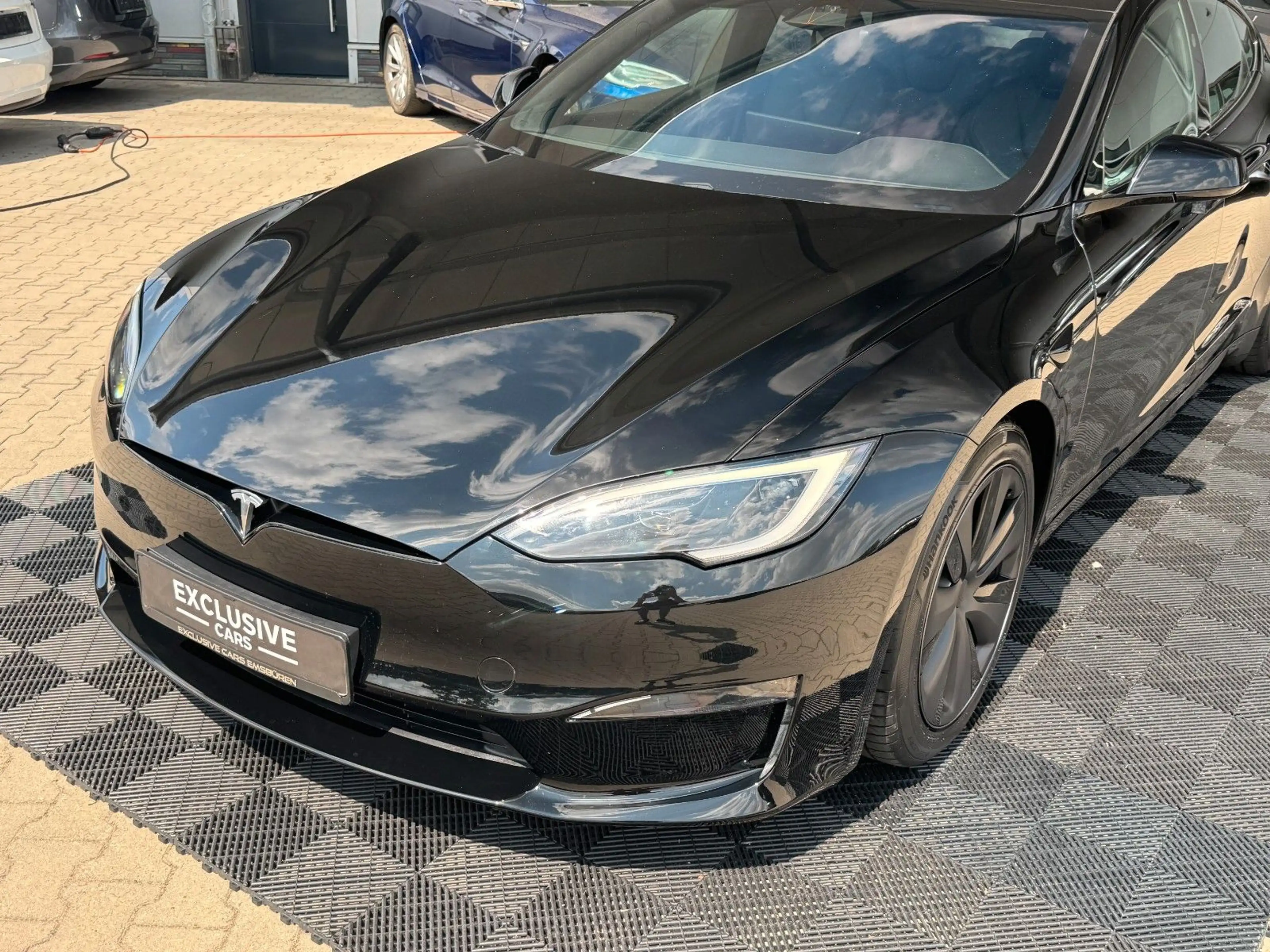 Tesla Model S MODEL S PALLADIUM | MATRIX | HARDWARE 4 — photo 3