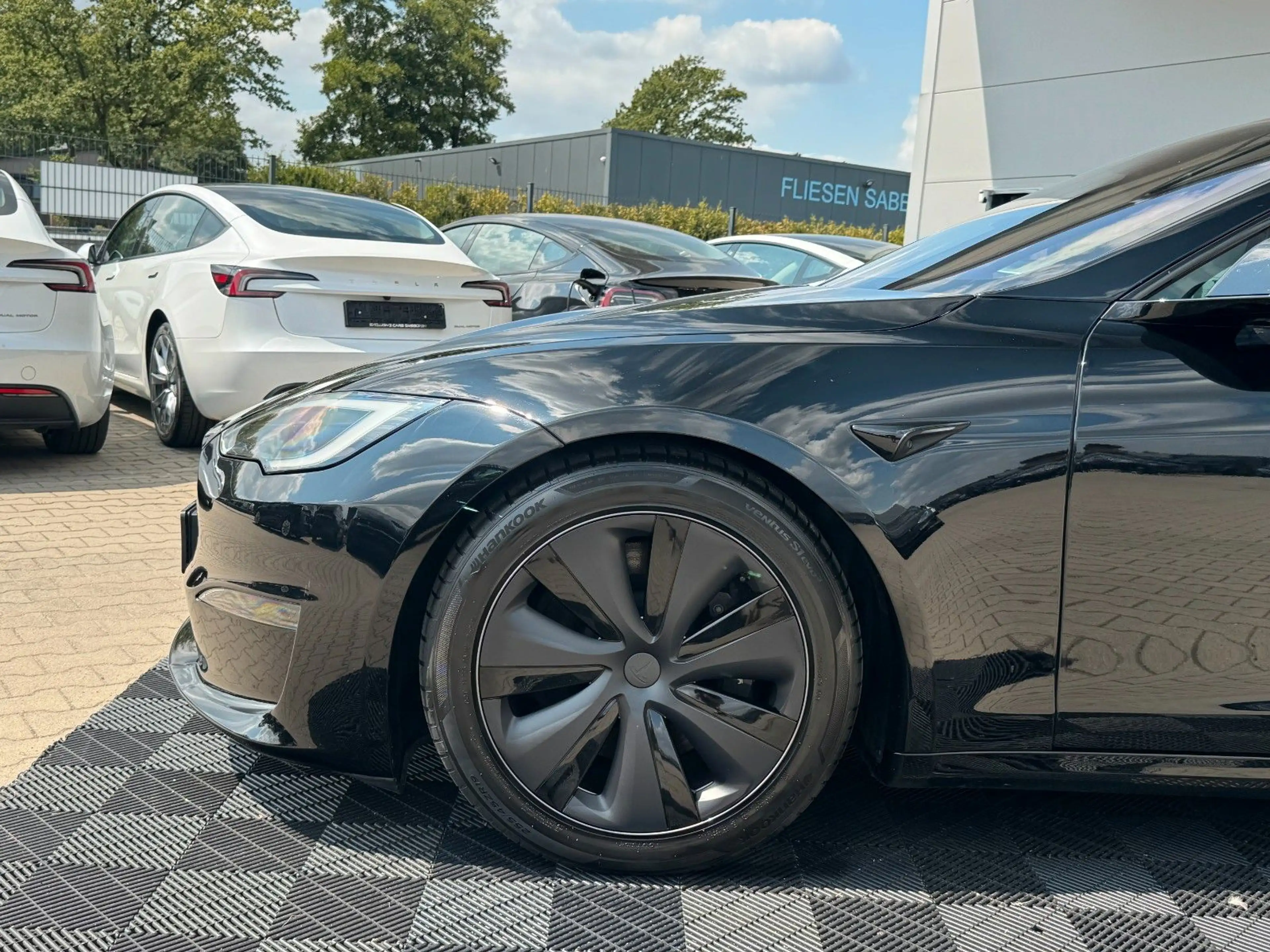 Tesla Model S MODEL S PALLADIUM | MATRIX | HARDWARE 4 — photo 4