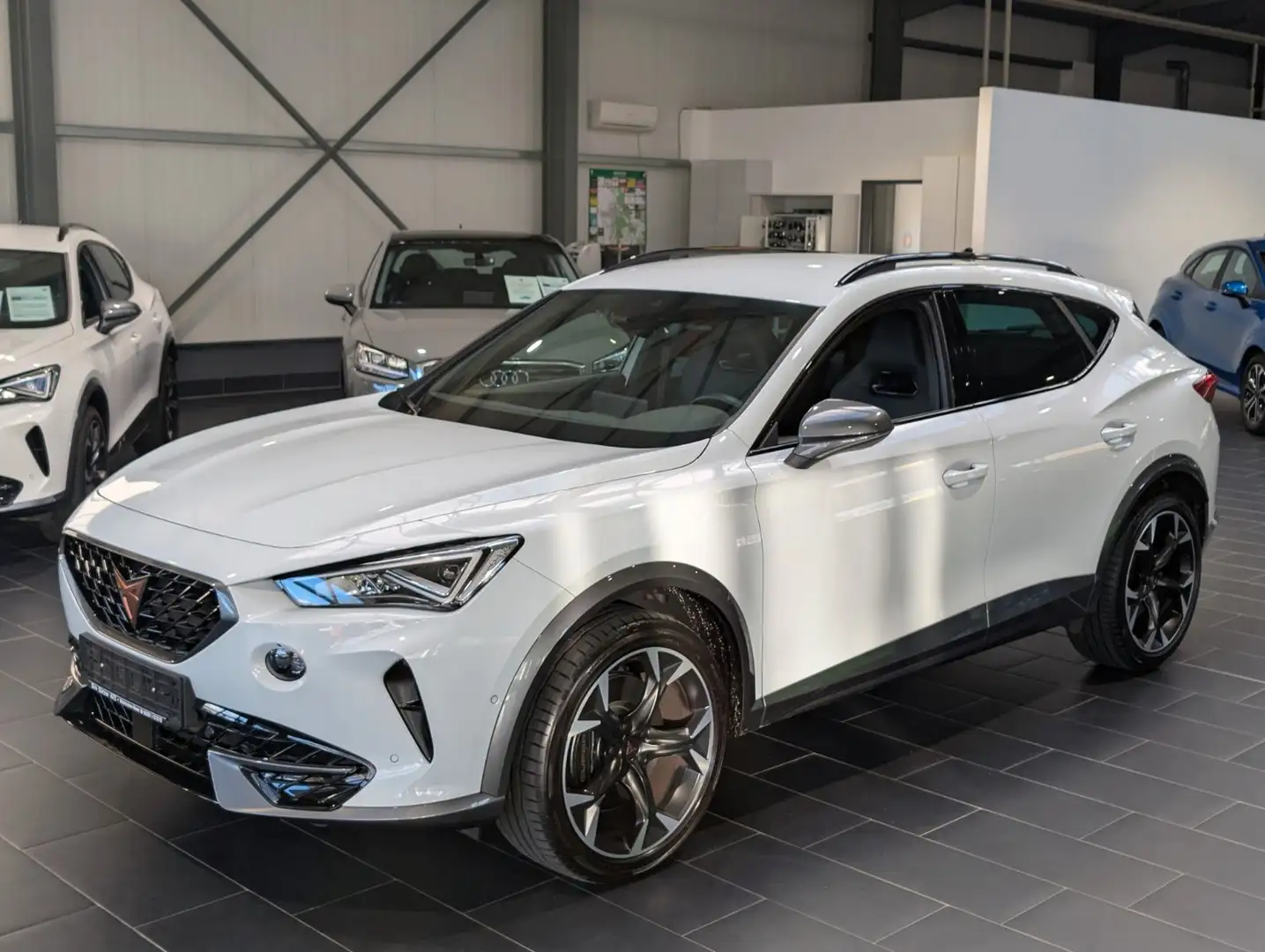 CUPRA Formentor VZ 2.0 TSI DSG 1. Hand Weiß - 1