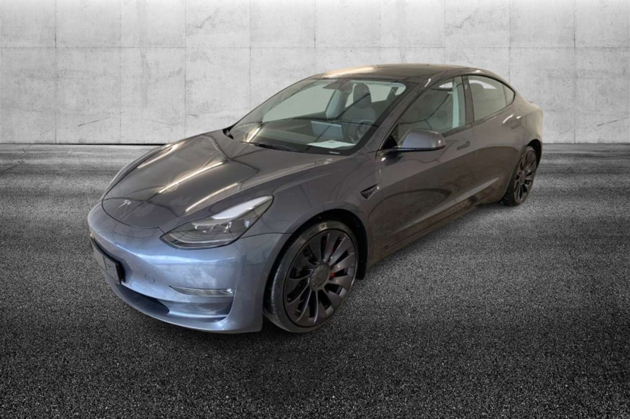 Tesla Model 3 Long Range Performance AWD