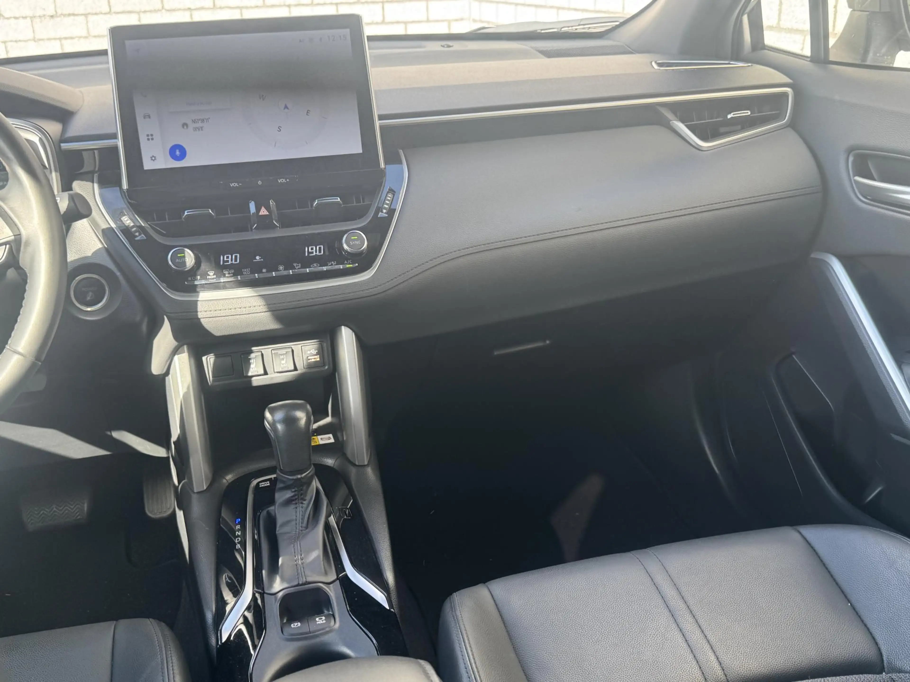 Toyota Corolla Cross 2.0 High Power Hybrid First Edition | Trekhaak | C — photo 10