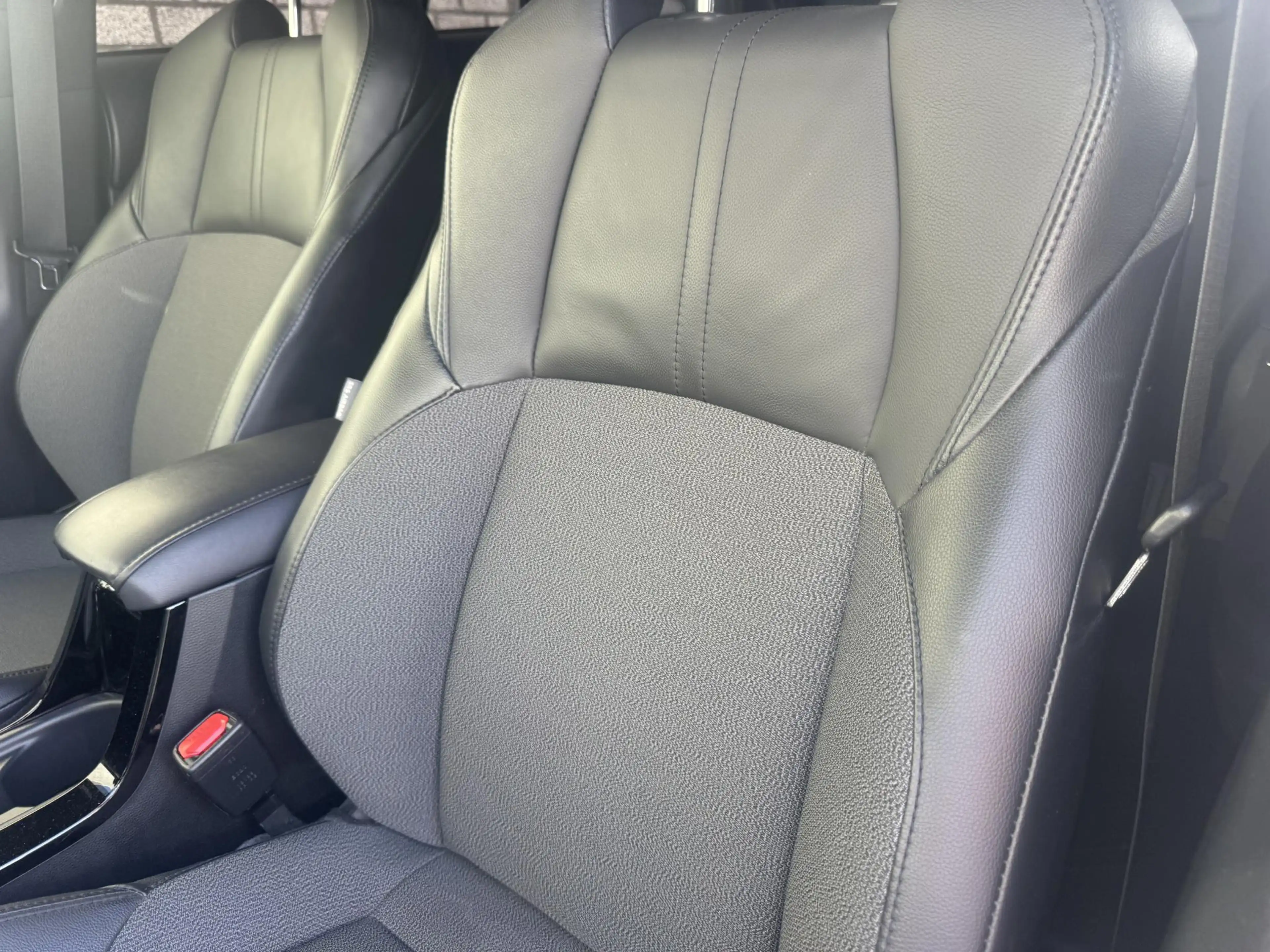 Toyota Corolla Cross 2.0 High Power Hybrid First Edition | Trekhaak | C — photo 26