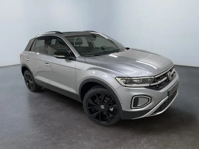 Volkswagen T-Roc main image