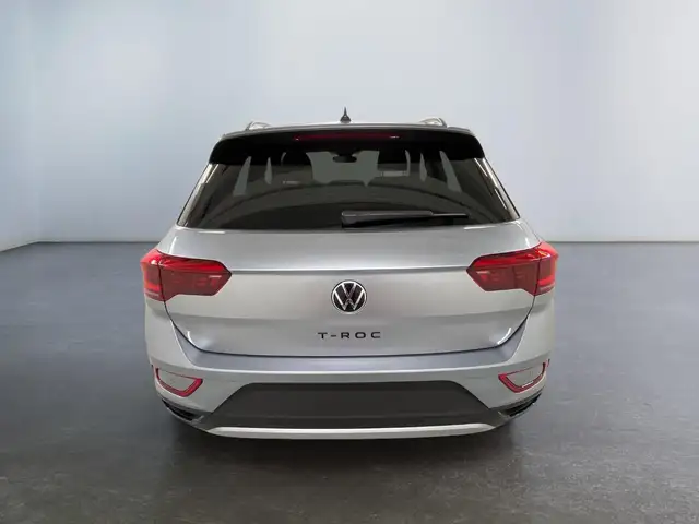 Volkswagen T-Roc view 6