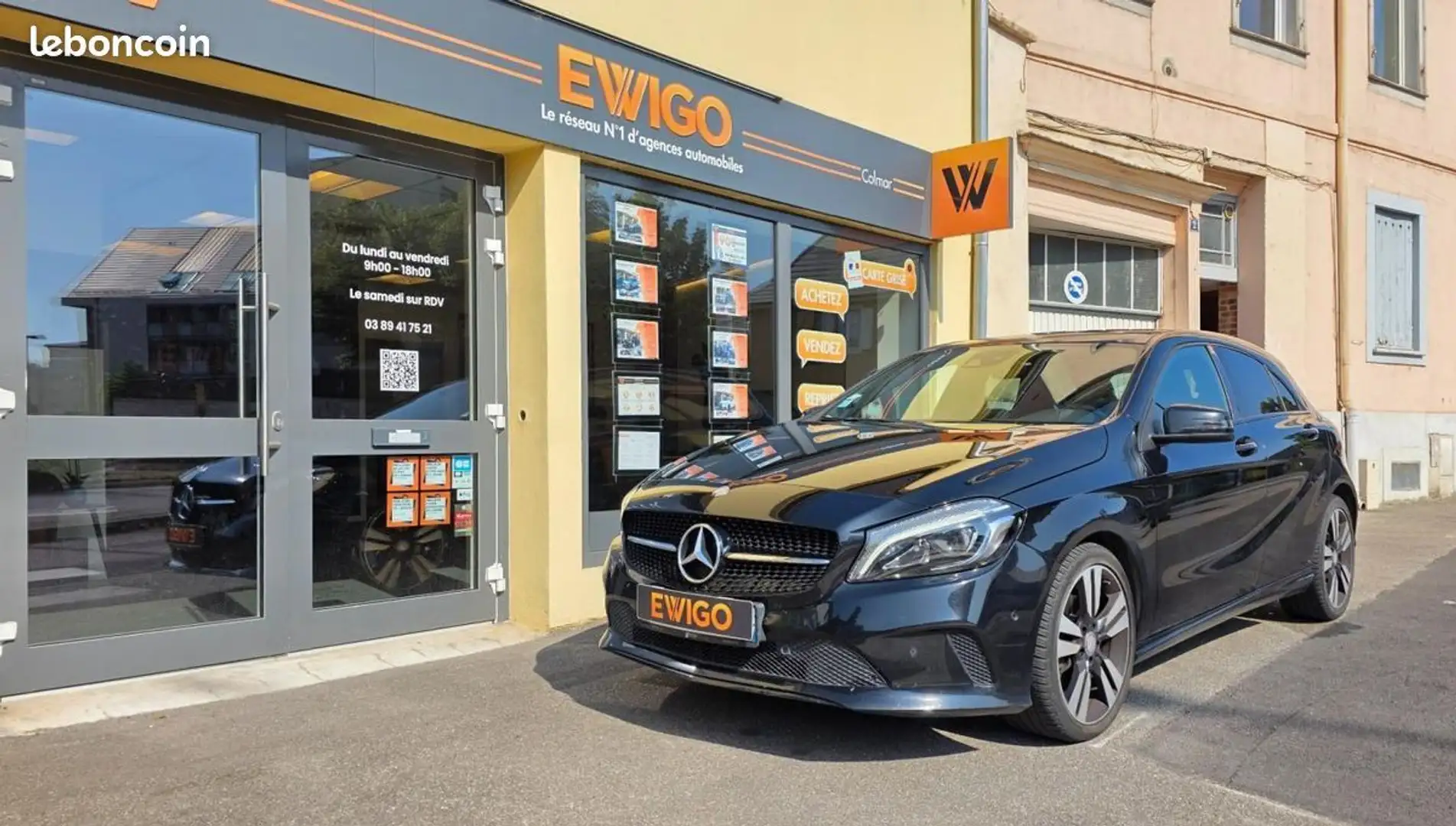 Mercedes-Benz A 180 Mercedes 1.6 180 120 BLUEEFFICIENCY INSPIRATION TO Noir - 1