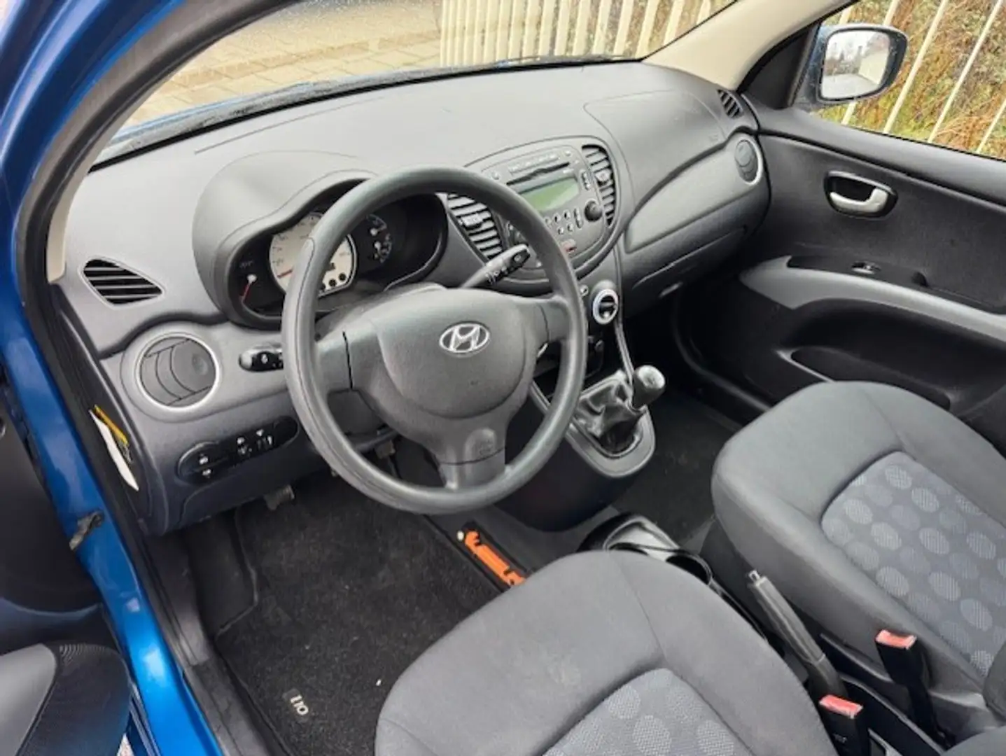 Hyundai i10 1.1 Dynamic Cool Bleu - 2