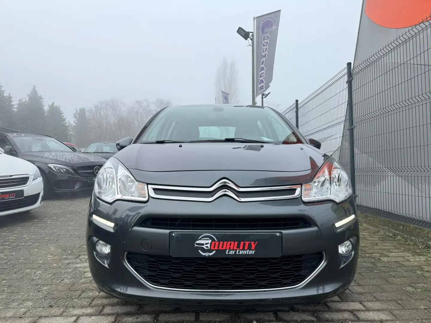 Citroen C3 1.6i VTi Exclusive    57000 km  AUTOMAAT Gris - 2
