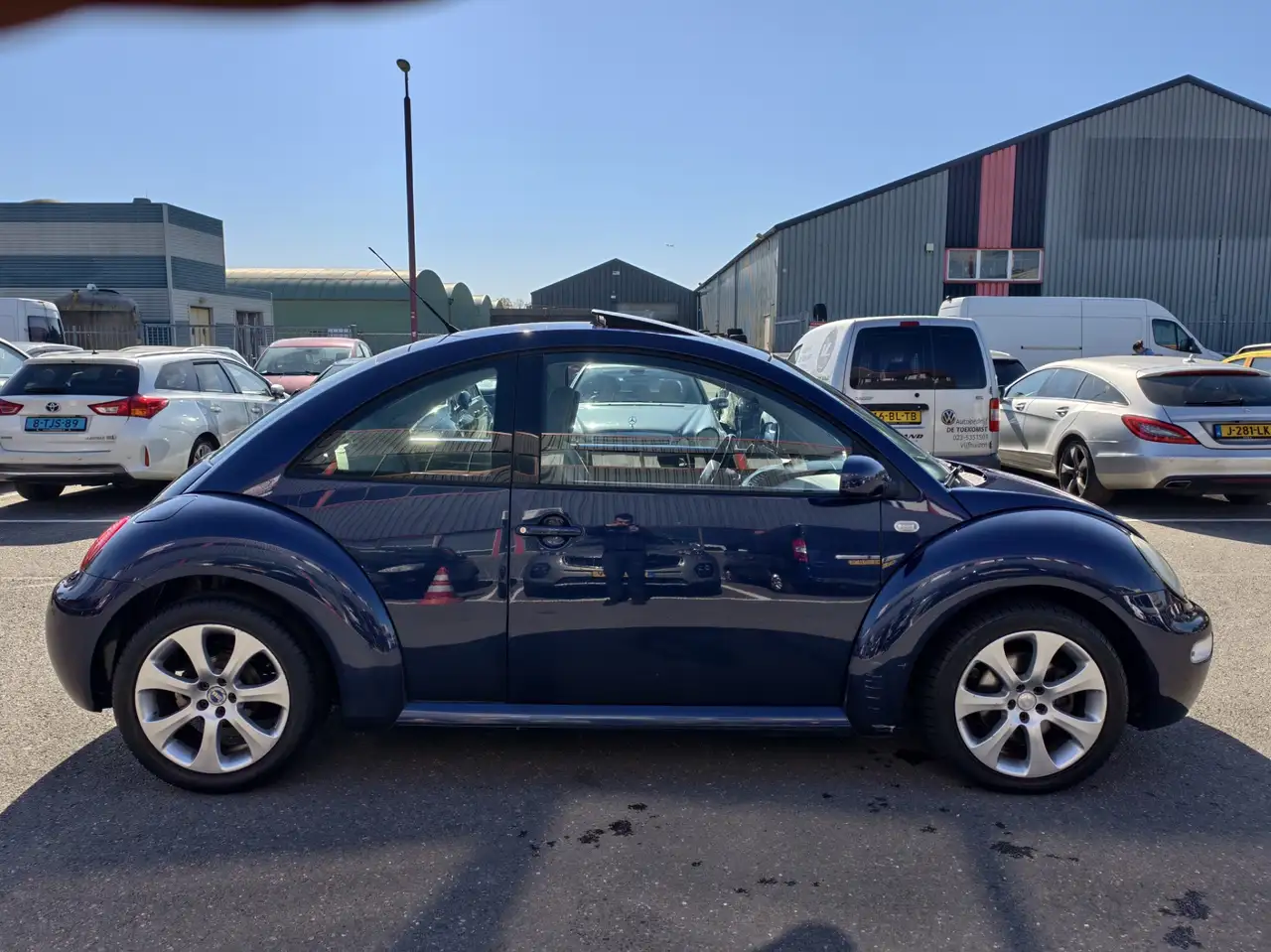 Volkswagen New Beetle 1.8-5V Turbo Highline // AUTOMAAT / AIRCO / STOELV, foto 6
