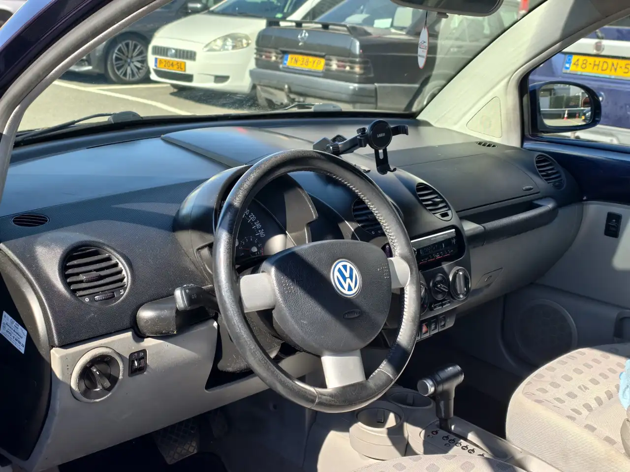 Volkswagen New Beetle 1.8-5V Turbo Highline // AUTOMAAT / AIRCO / STOELV, foto 9