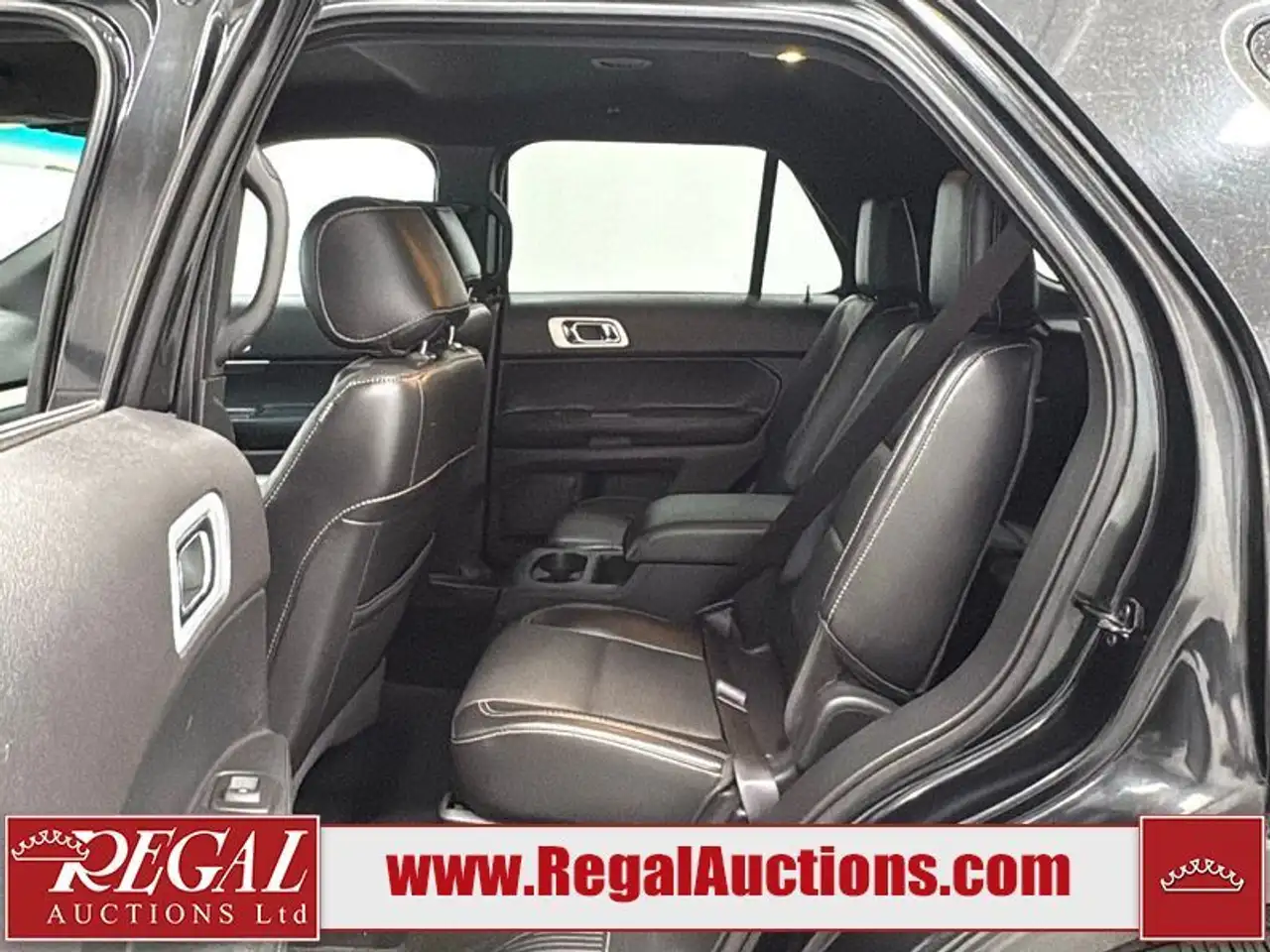 Ford Explorer photo Ford Explorer