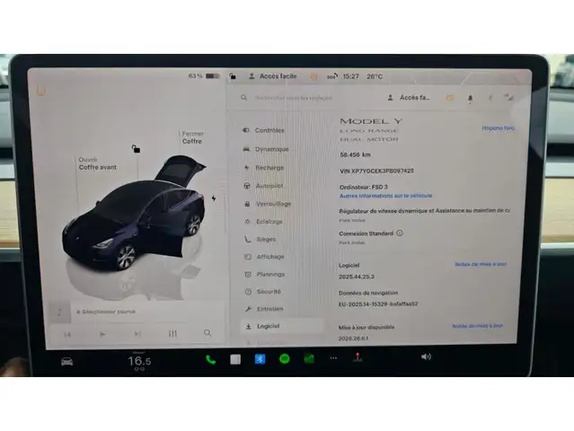 Tesla Model Y view 9