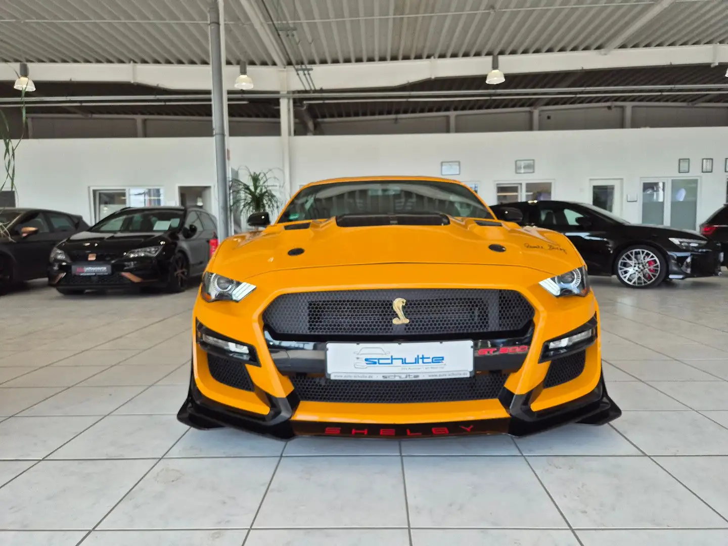 Ford Mustang GT 5.0 Shelby Optik Orange - 2