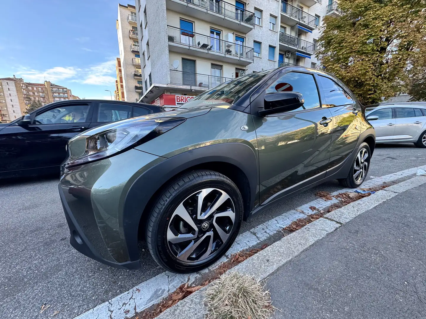 Toyota Aygo Aygo X X 1.0 Trend 72cv Зелений - 1