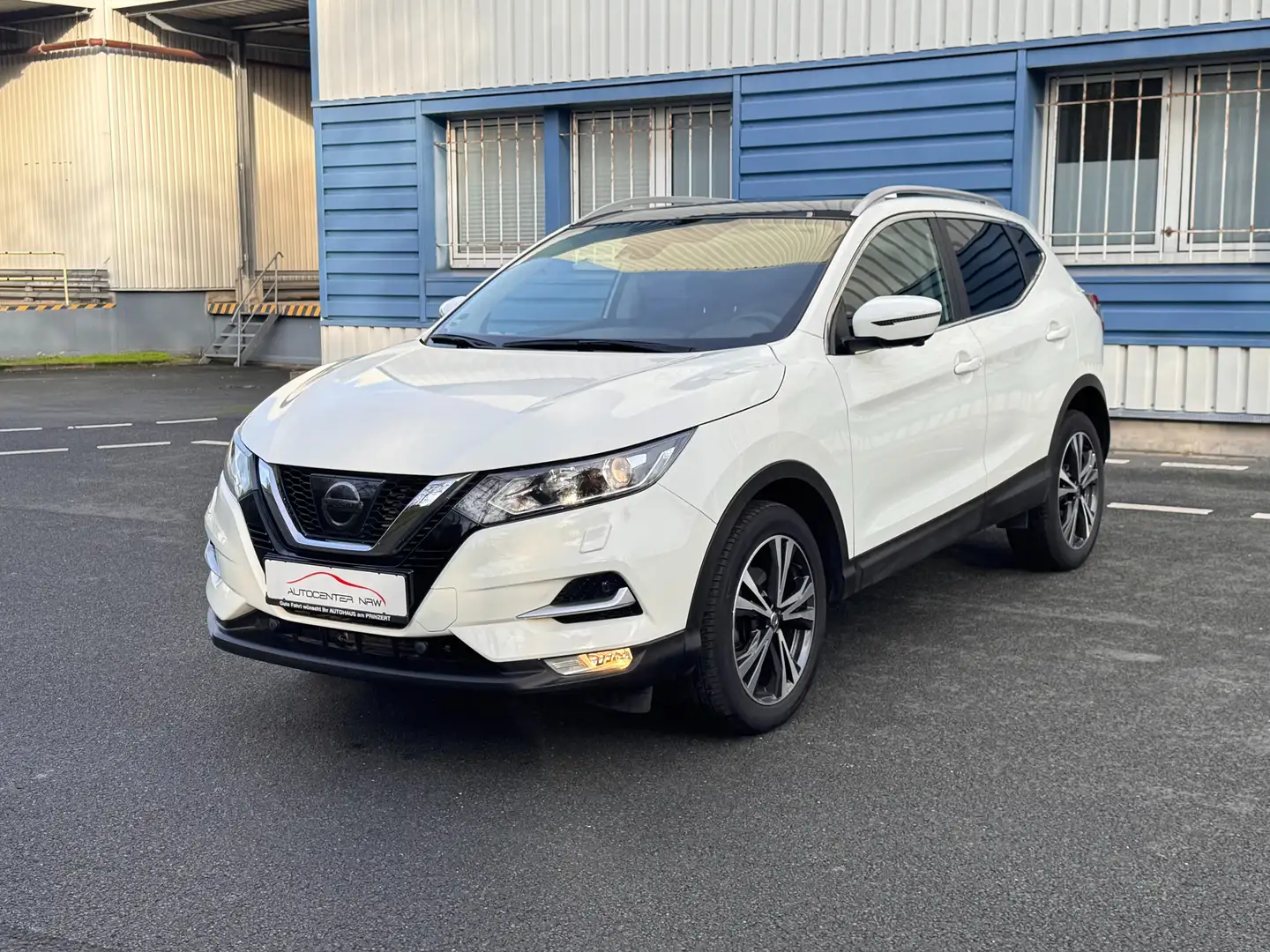 Nissan Qashqai Automatik N-Connecta°1.Hand°Garantie° Blanc - 1