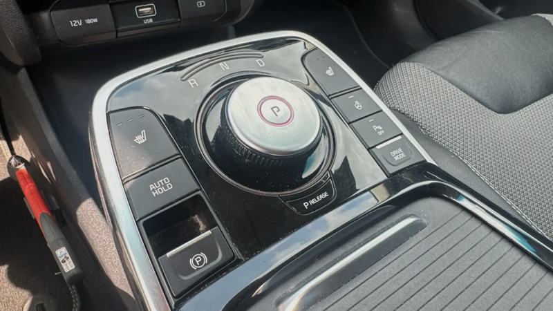 Kia e-Niro Edition 64 kWh (NL-auto, 1e Eig, Navi, Carplay, St — photo 6