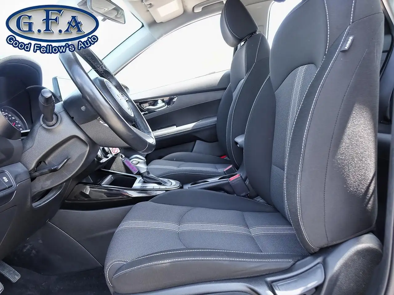 Kia Forte снимка Kia Forte