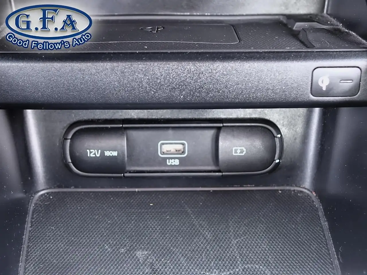 Kia Forte снимка Kia Forte