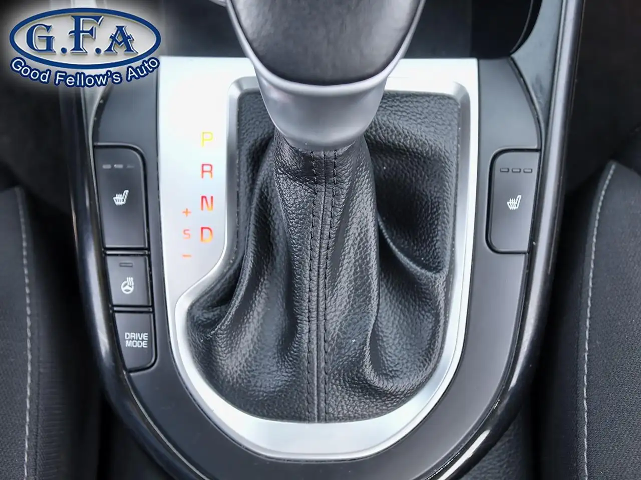 Kia Forte снимка Kia Forte