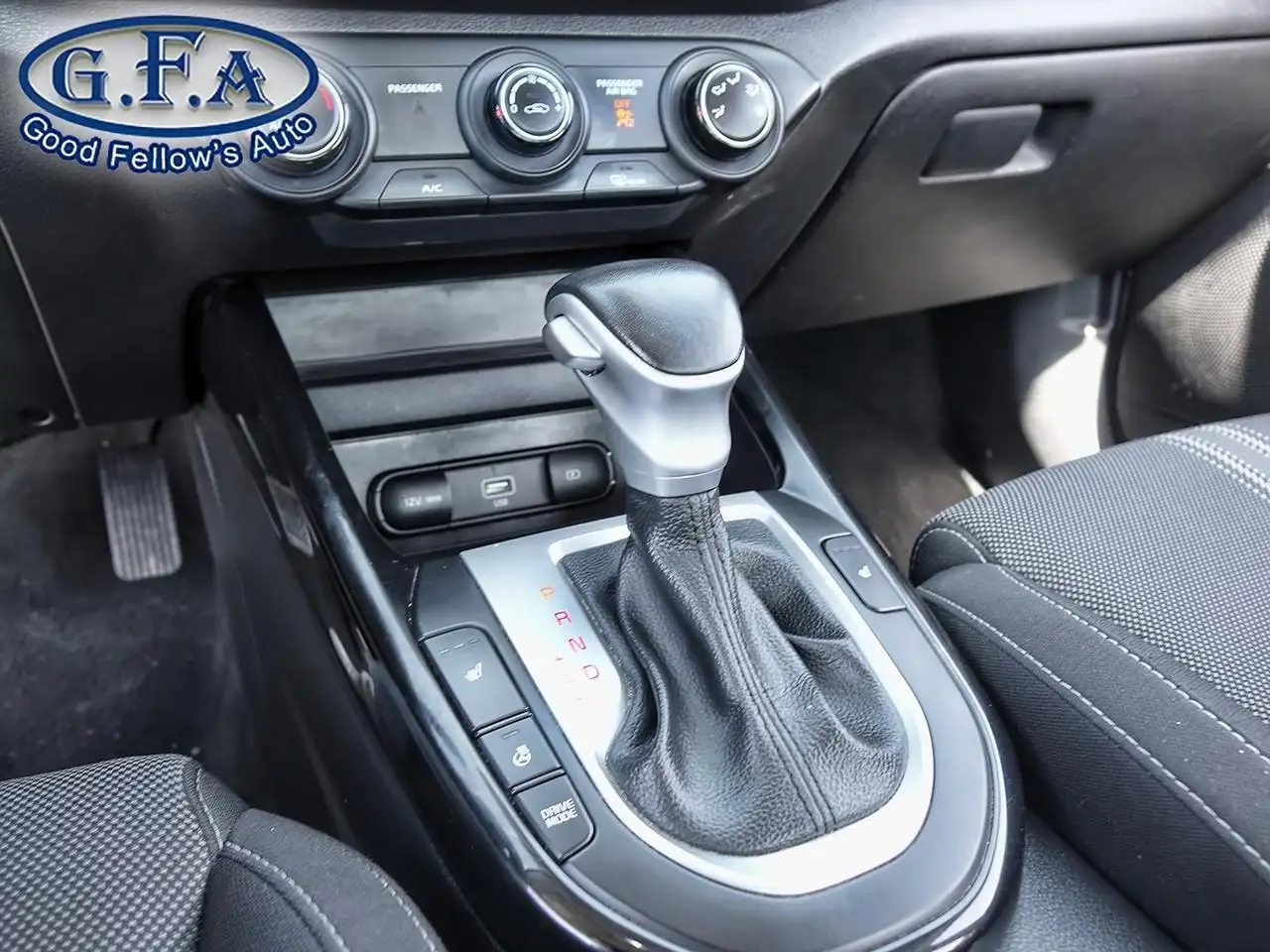 Kia Forte снимка Kia Forte