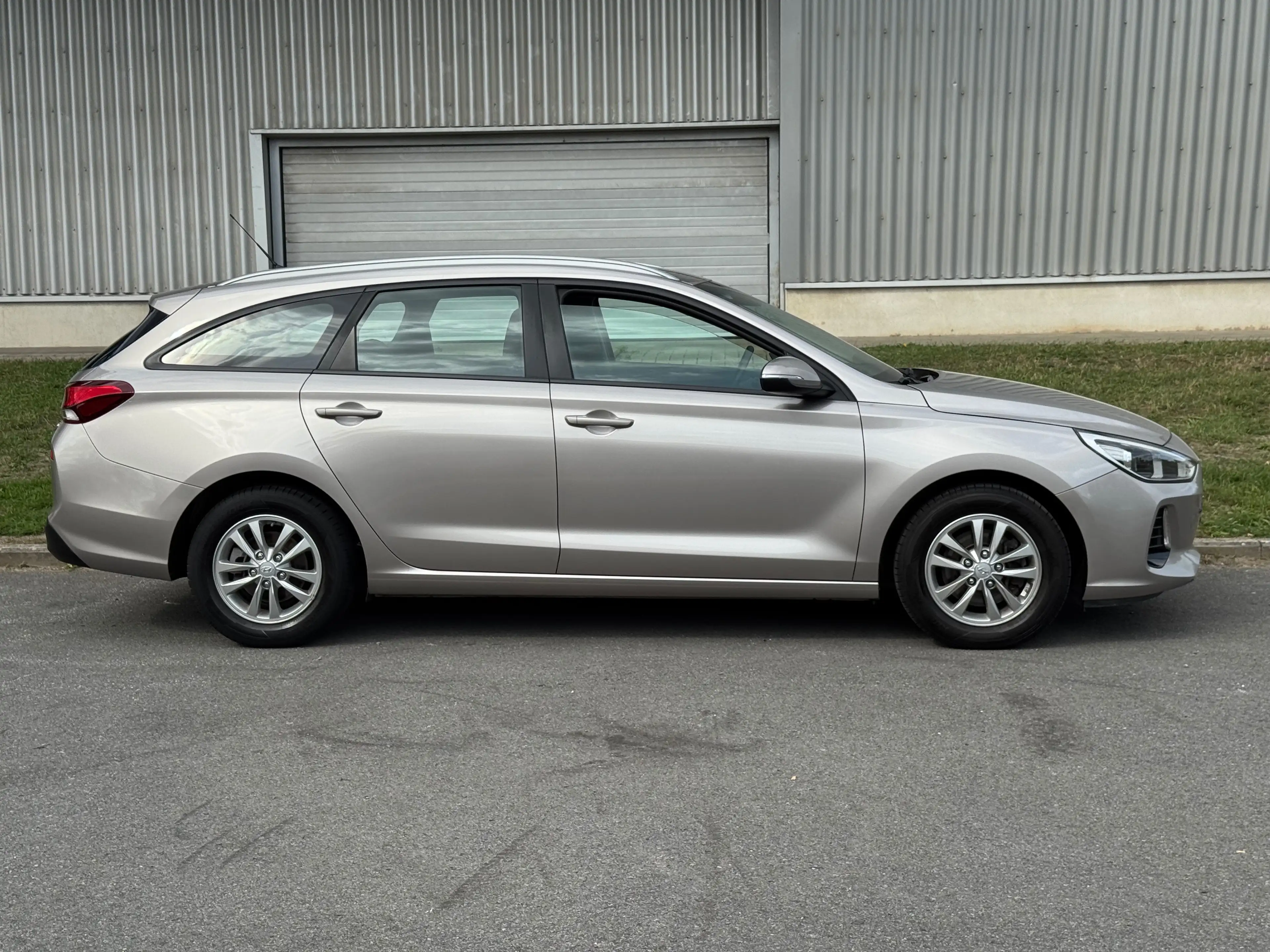 Hyundai i30 SW T-GDi GARANTIE 12 MOIS — photo 5
