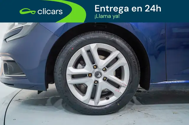 Renault Megane view 11