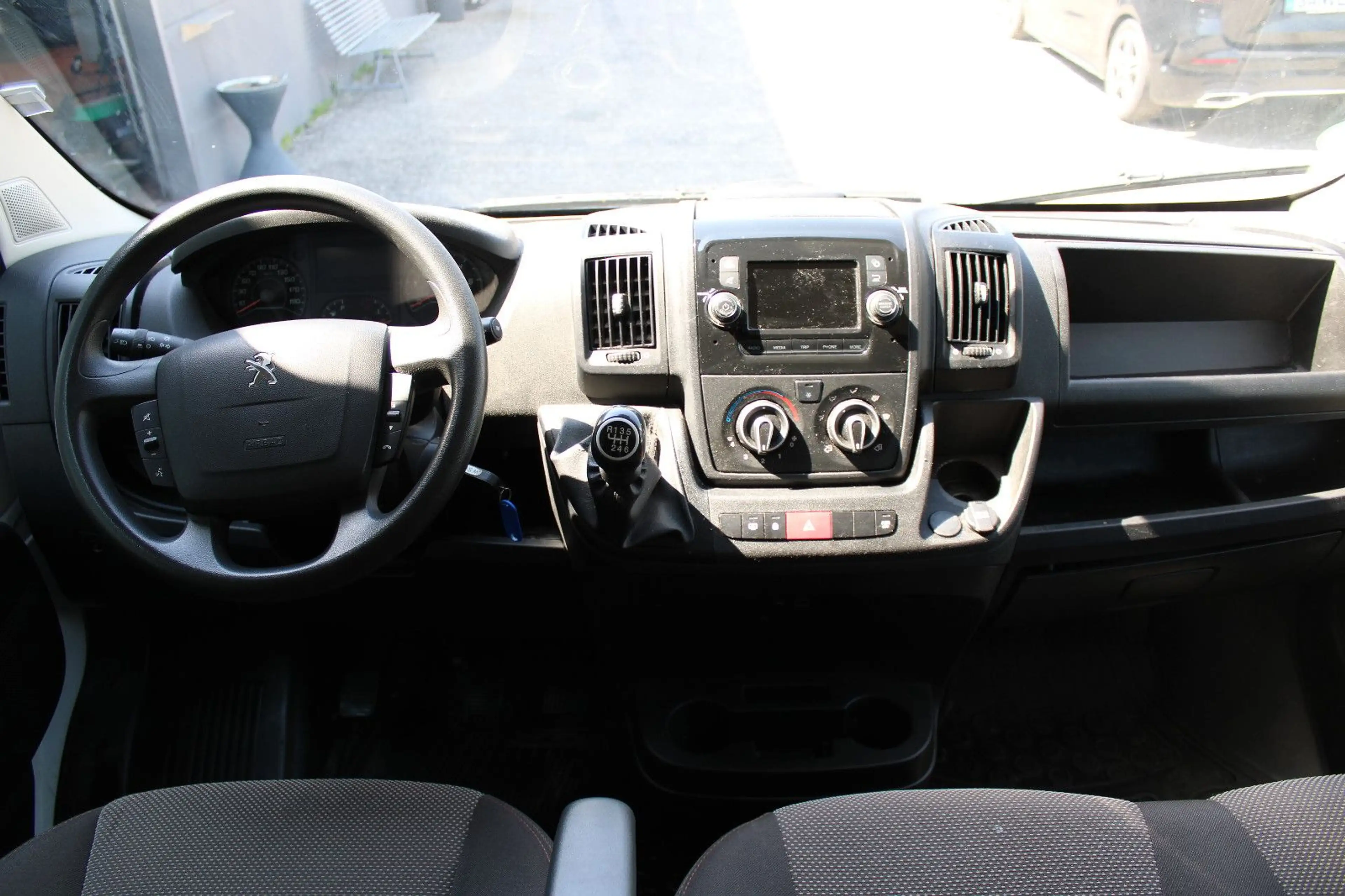 Peugeot Boxer 2.2 HDI ADVANTAGE EDITION FAP HOCH KLIMA — photo 4
