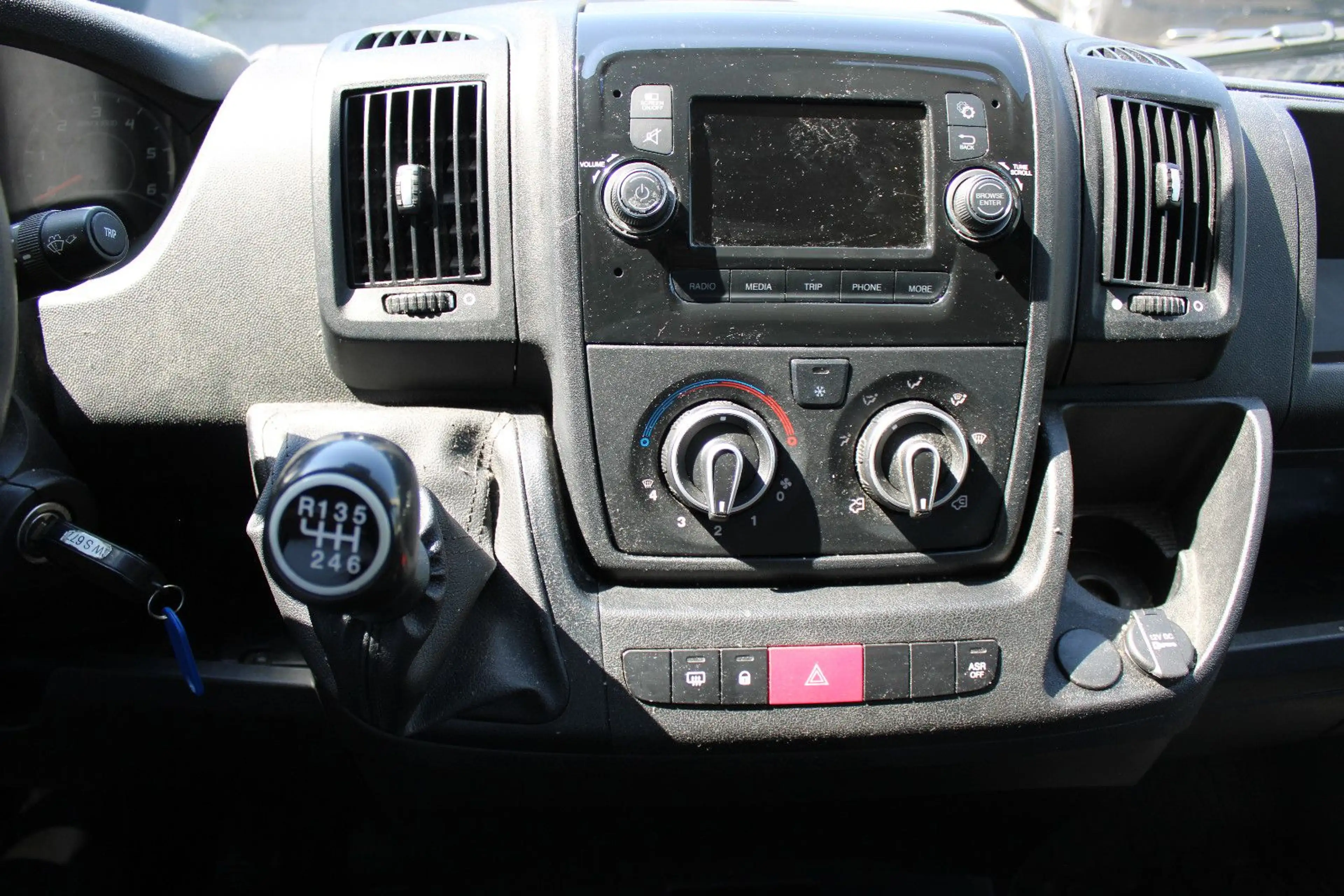 Peugeot Boxer 2.2 HDI ADVANTAGE EDITION FAP HOCH KLIMA — photo 8