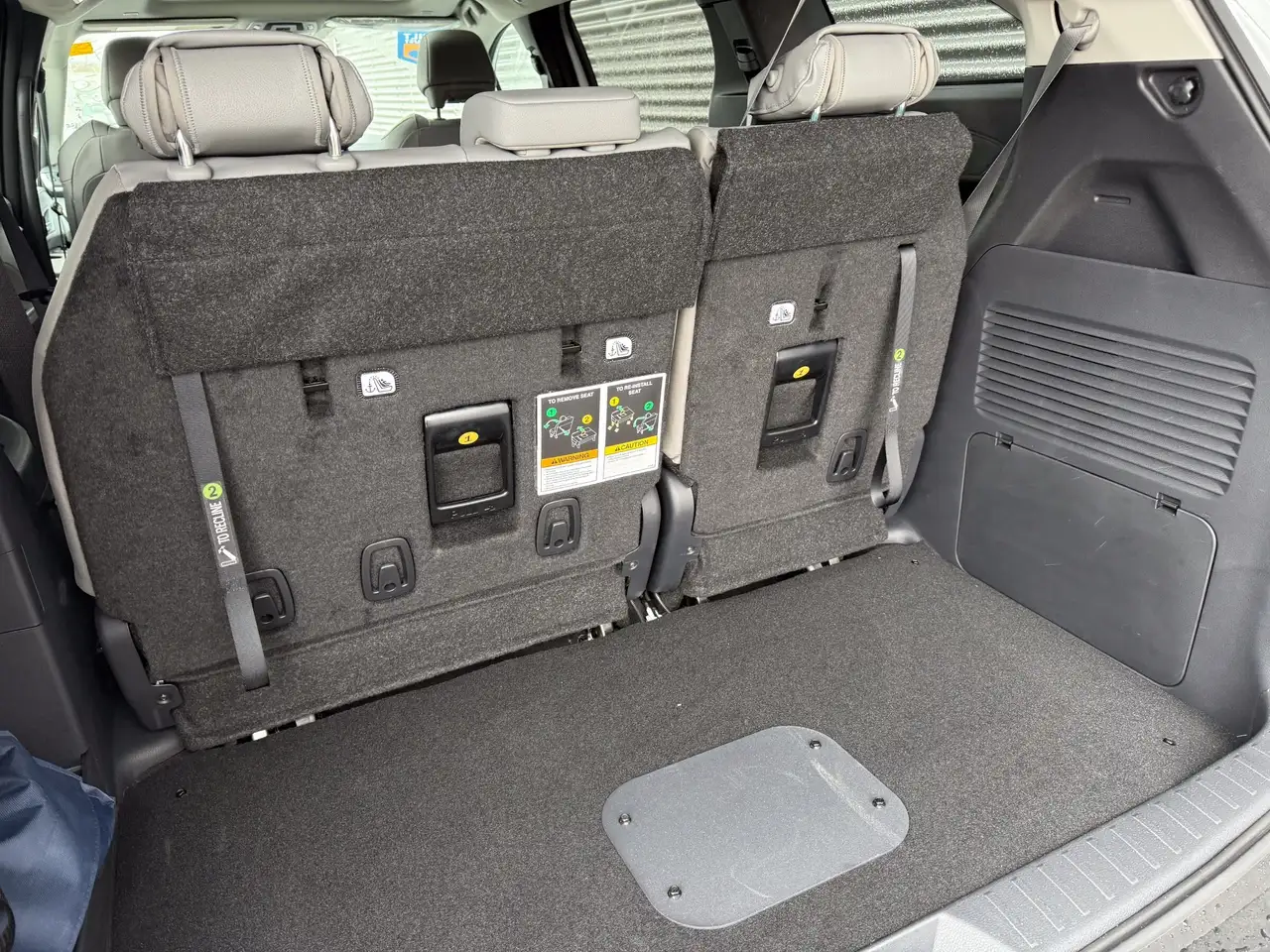 Toyota Sienna снимка Toyota Sienna